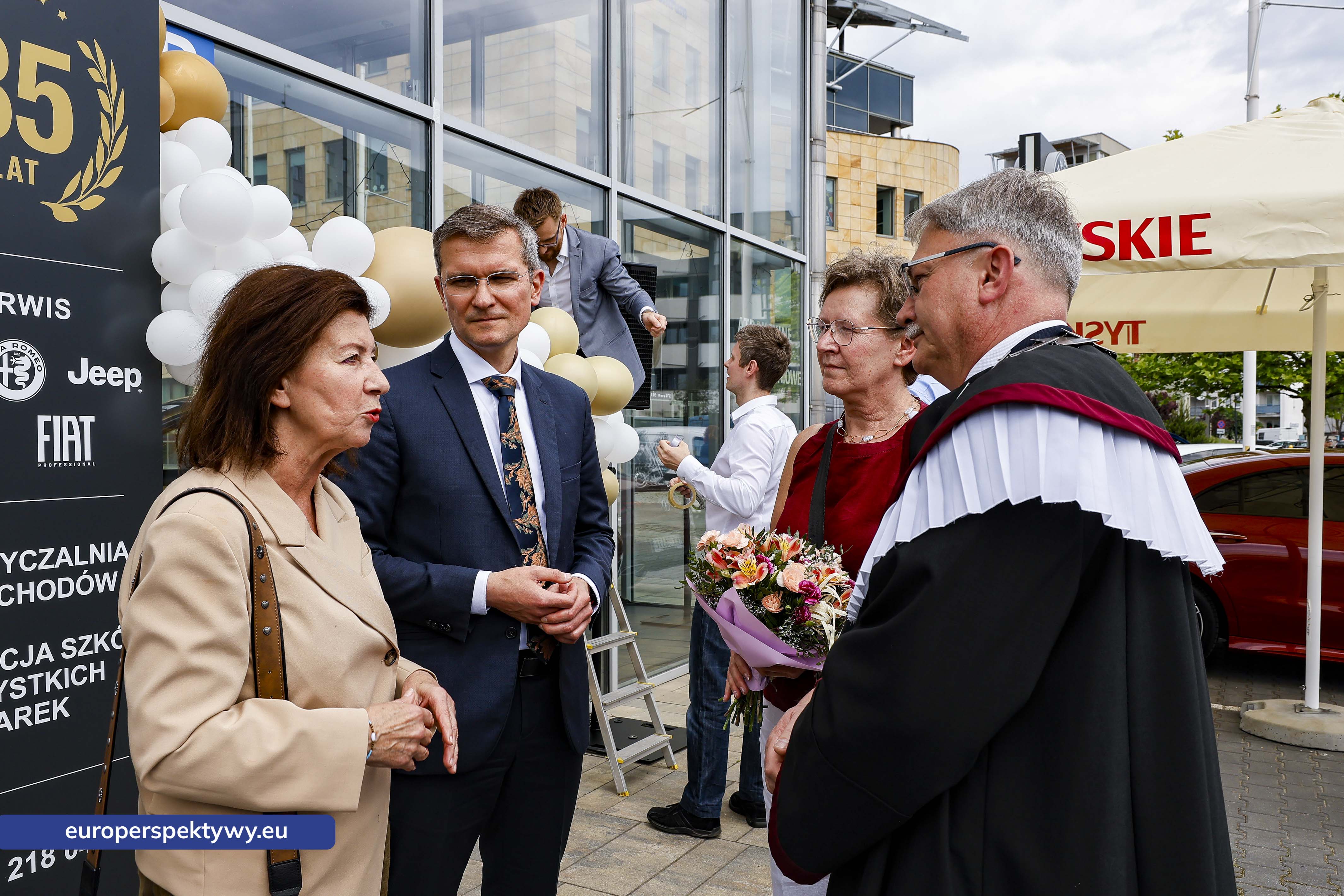 Europerspektywy Terminek Mechanik stanął przed Auto Centrum Kierat Tychy