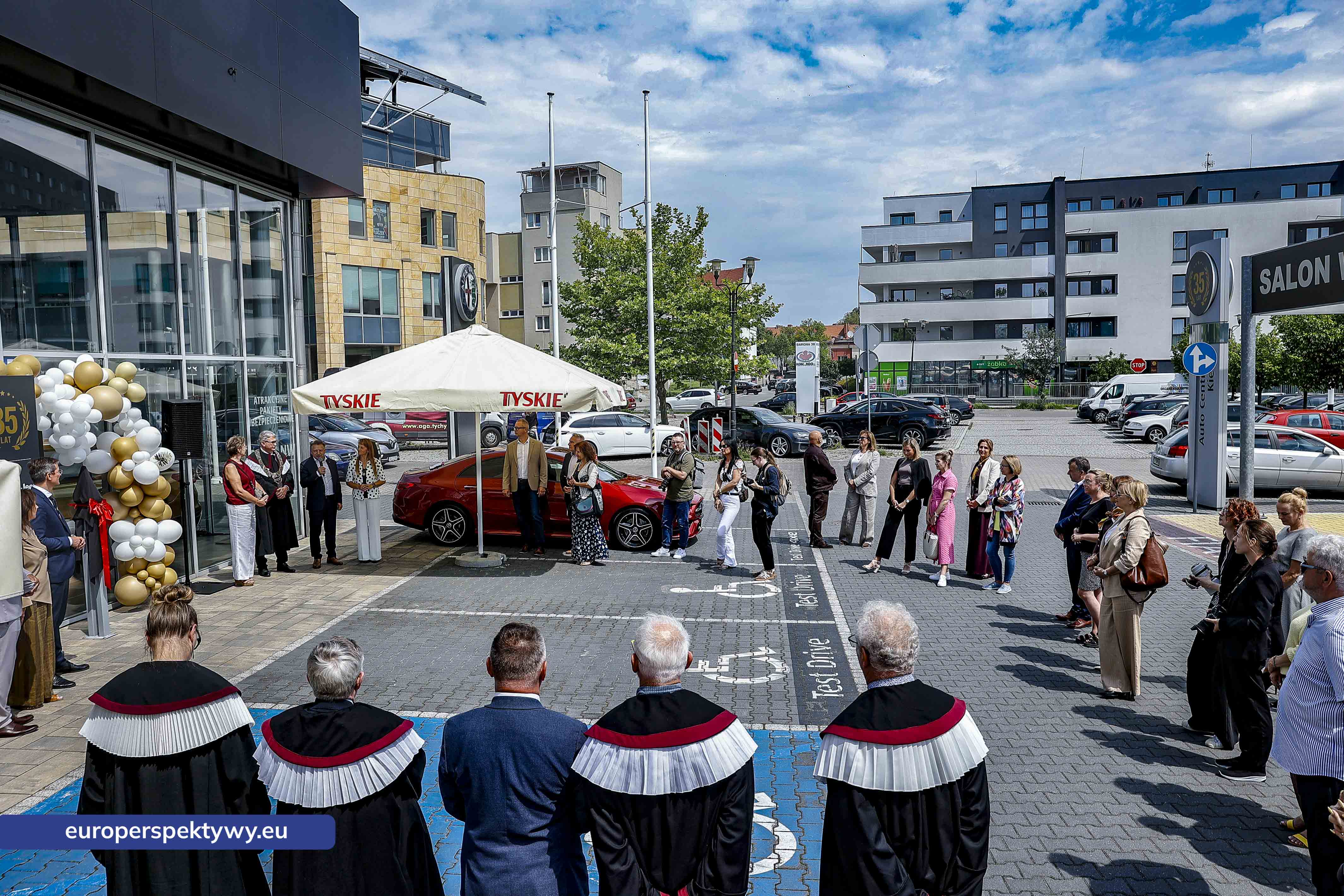 Europerspektywy Terminek Mechanik stanął przed Auto Centrum Kierat Tychy