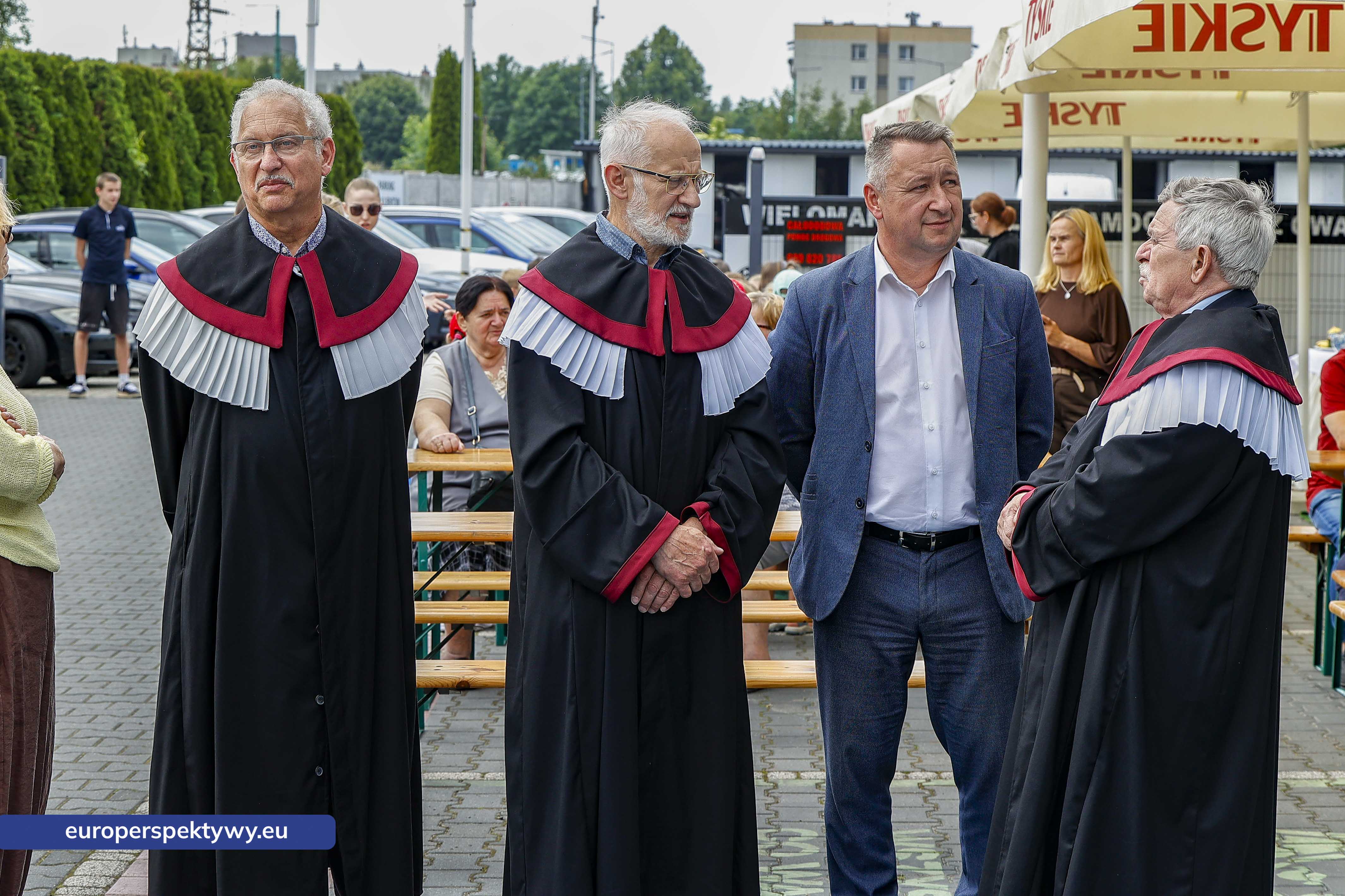 Europerspektywy Terminek Mechanik stanął przed Auto Centrum Kierat Tychy