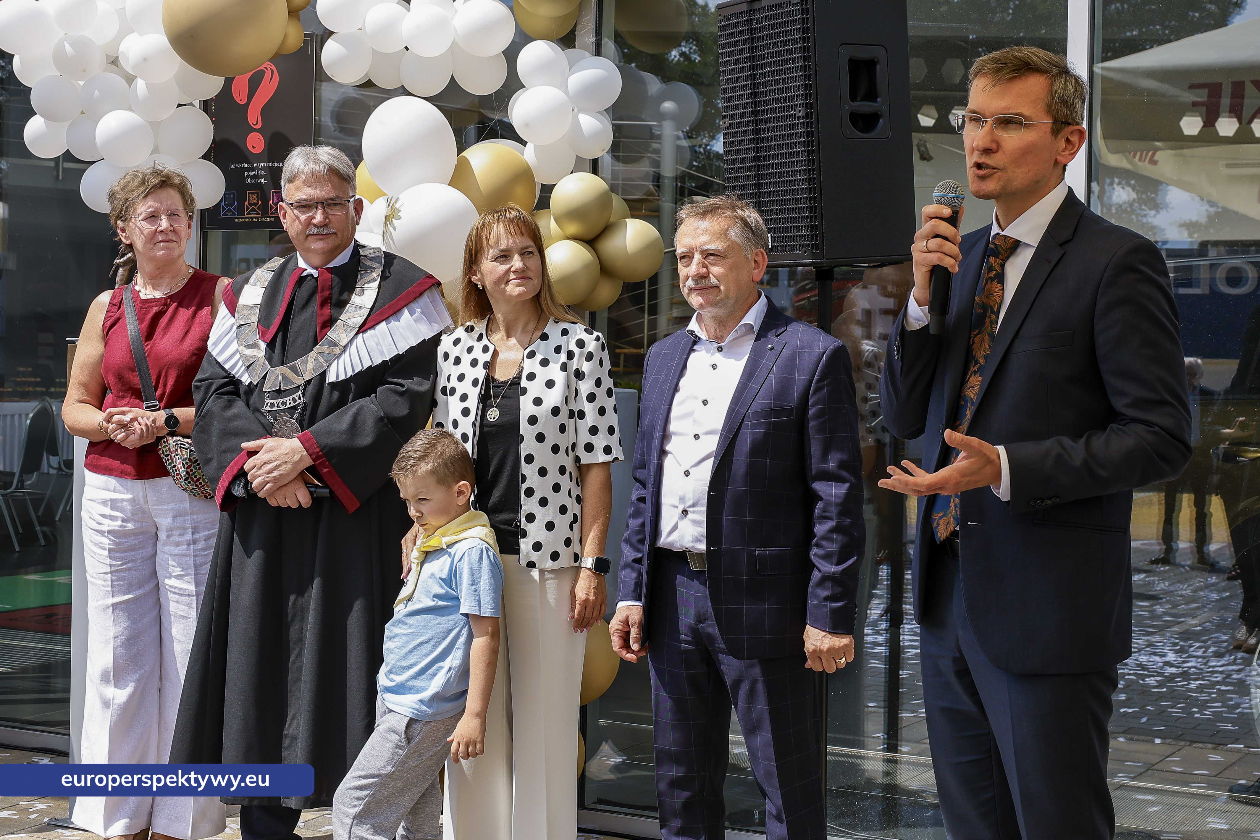 Europerspektywy Terminek Mechanik stanął przed Auto Centrum Kierat Tychy