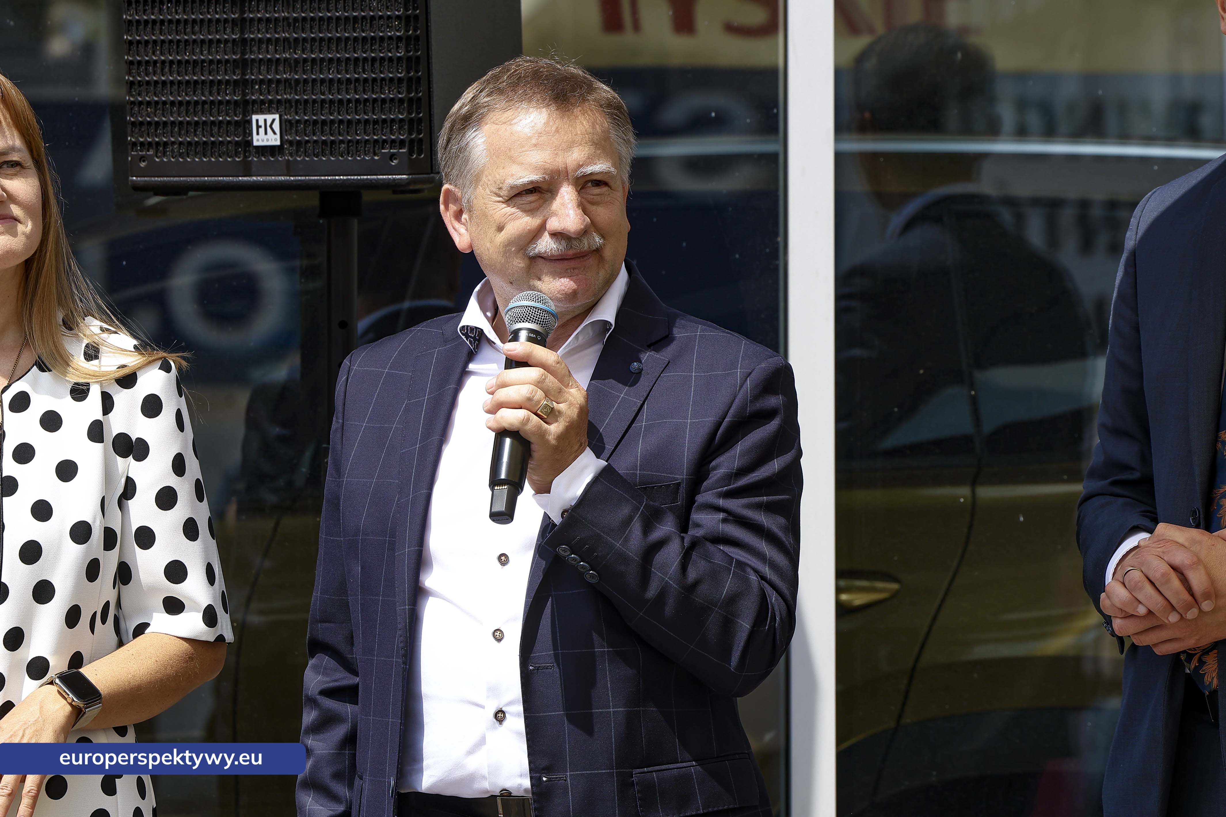 Europerspektywy Terminek Mechanik stanął przed Auto Centrum Kierat Tychy