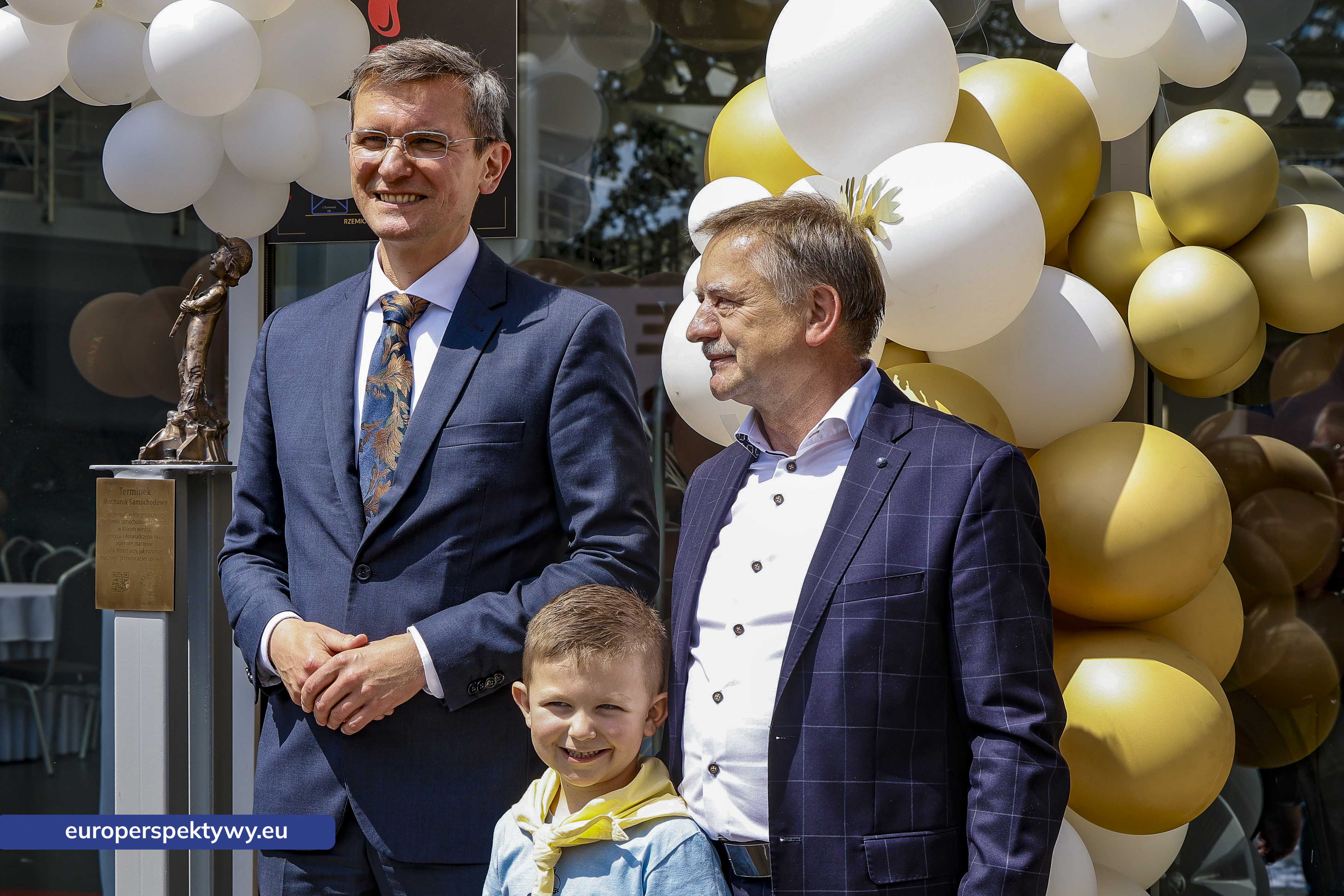 Europerspektywy Terminek Mechanik stanął przed Auto Centrum Kierat Tychy