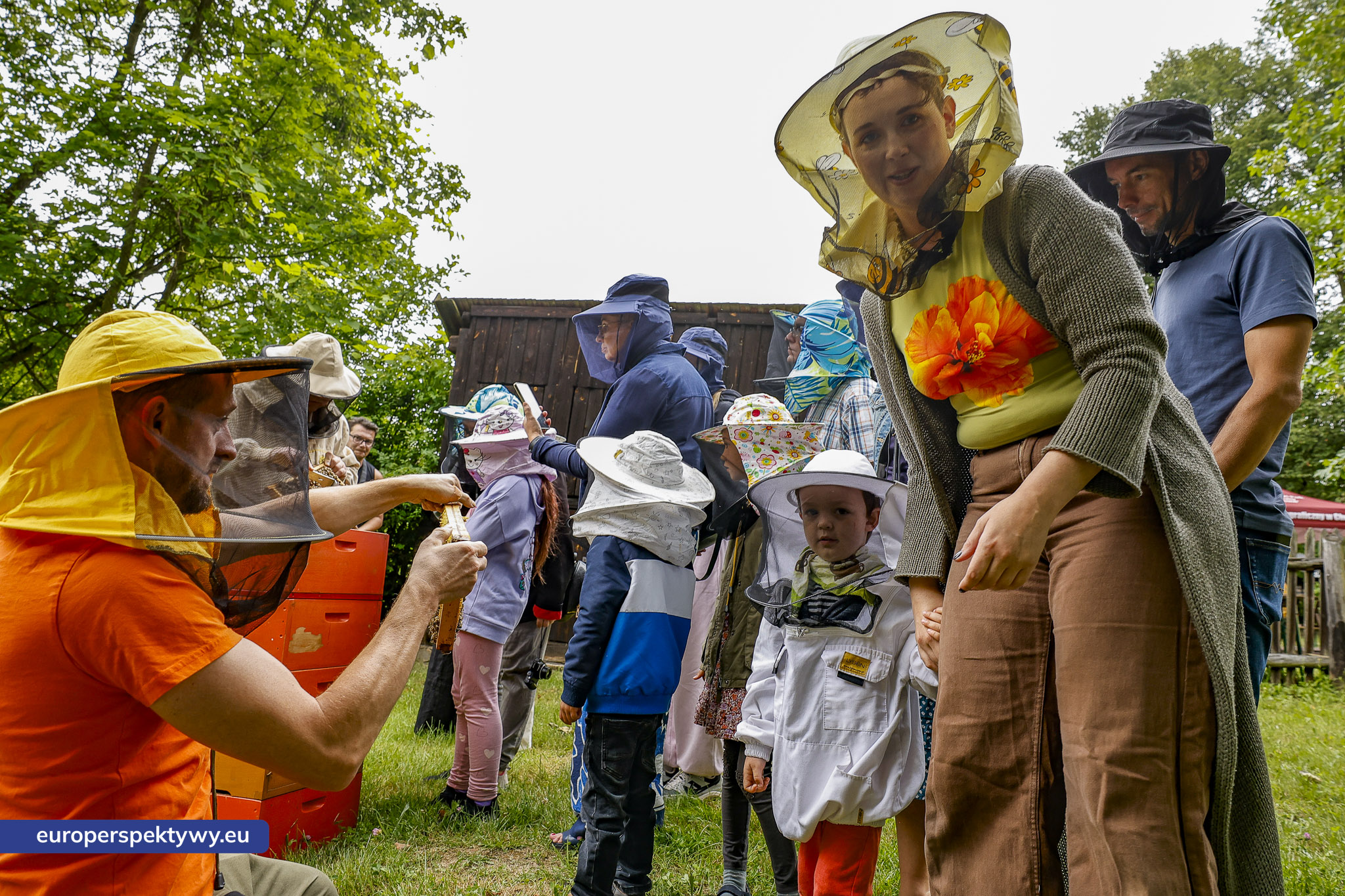 Europerspektywy Dzień Miodu w Skansenie – tam, gdzie tradycja spotyka troskę o przyrodę [fotoreportaż]