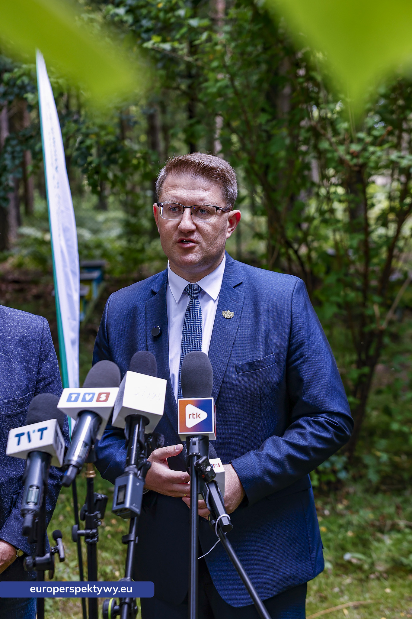 Europerspektywy WFOŚiGW wspiera pszczelarzy. Ponad 112 tys. zł na nowe ule i edukację