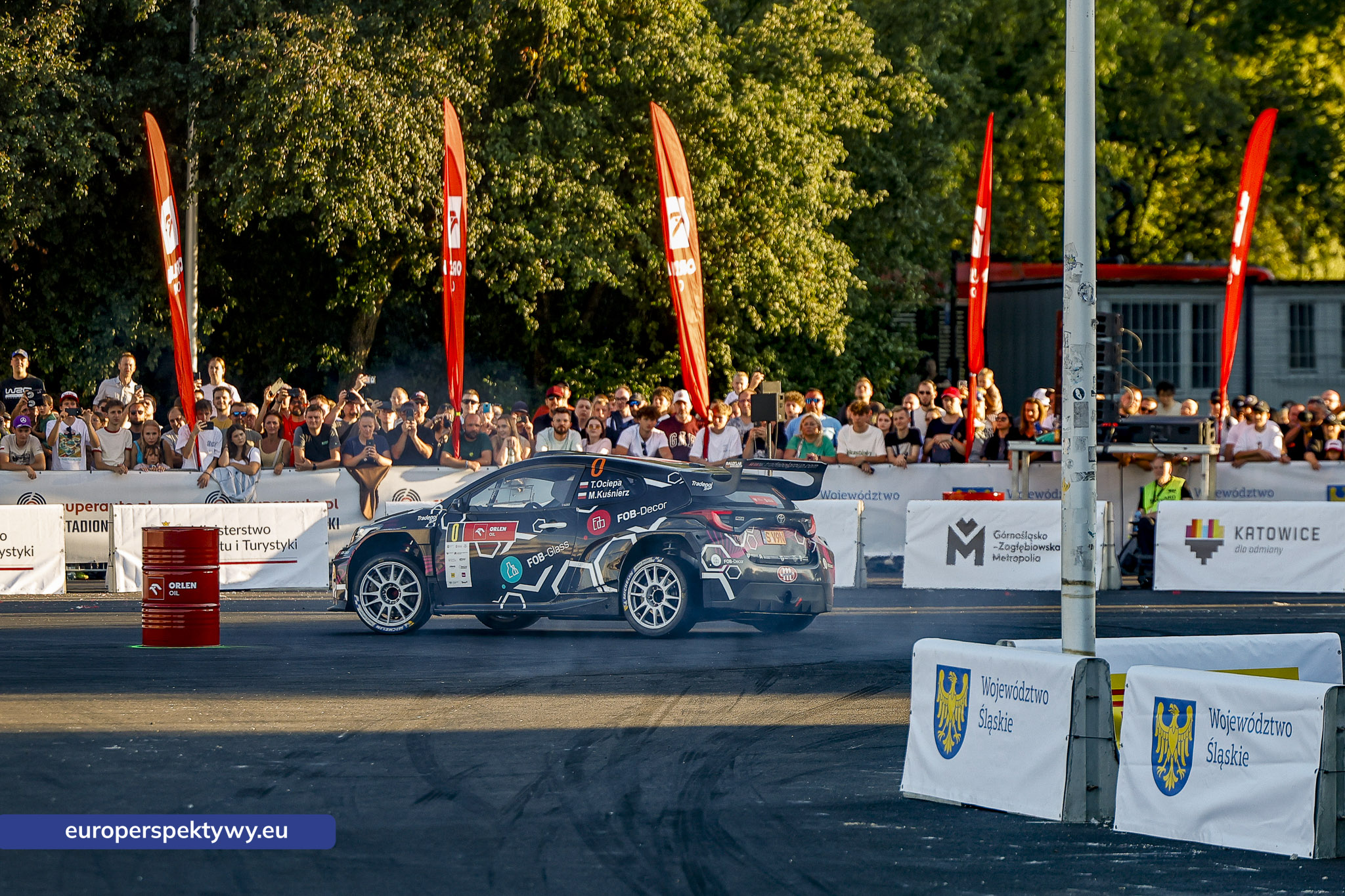 Europerspektywy Bracia Szeja połączyli biznes i motorsport. Strefa KSSE podczas 82. Rajdu Polski przyciągnęła przedsiębiorców