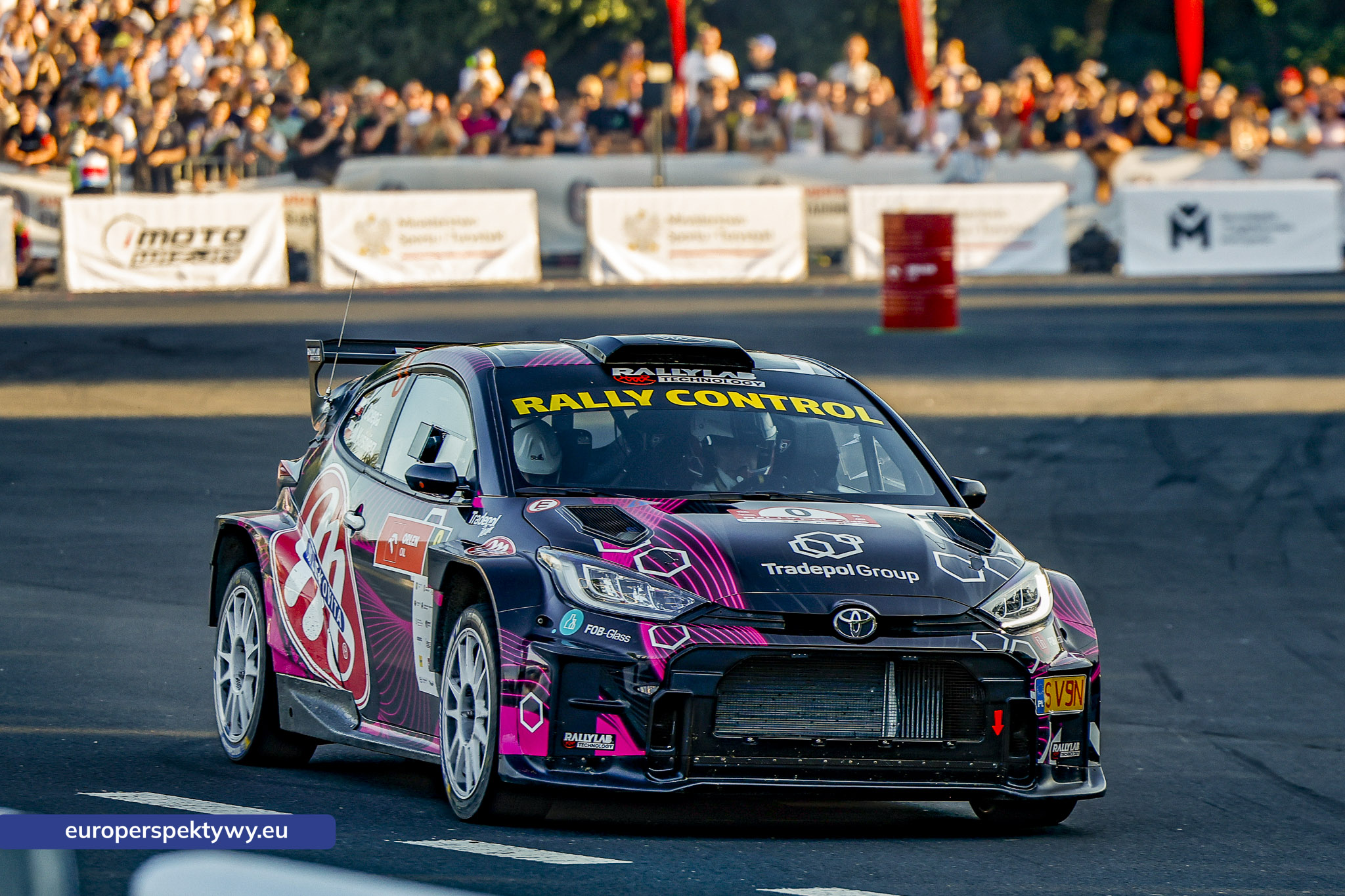 Europerspektywy Bracia Szeja połączyli biznes i motorsport. Strefa KSSE podczas 82. Rajdu Polski przyciągnęła przedsiębiorców