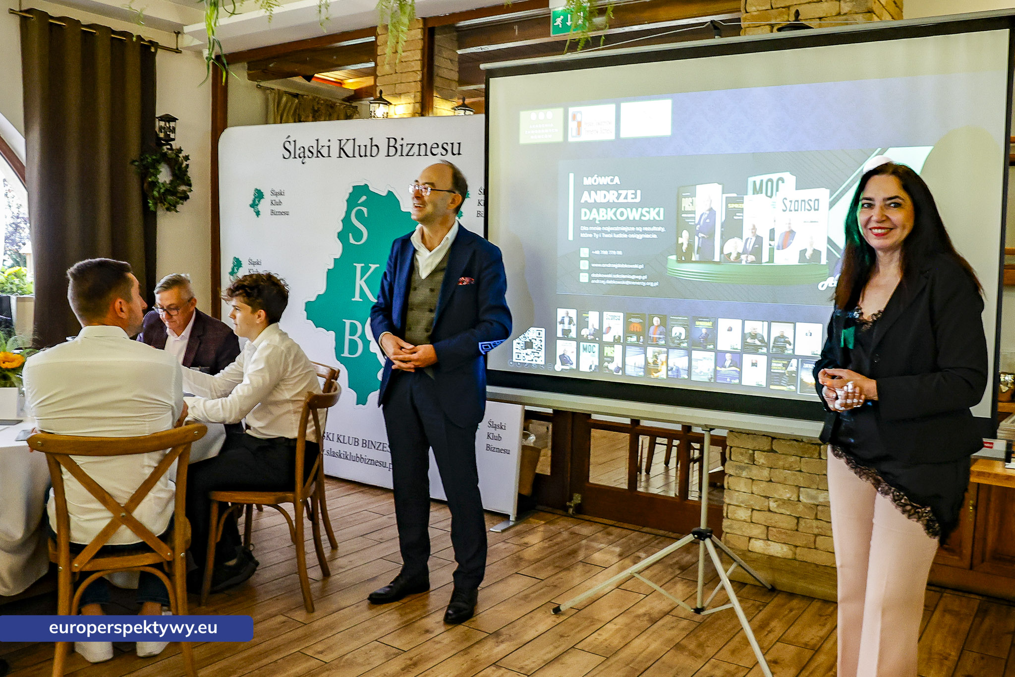 Europerspektywy Wakacyjny Business Mixer Śląskiego Klubu Biznesu – networking i inspiracje w Katowicach