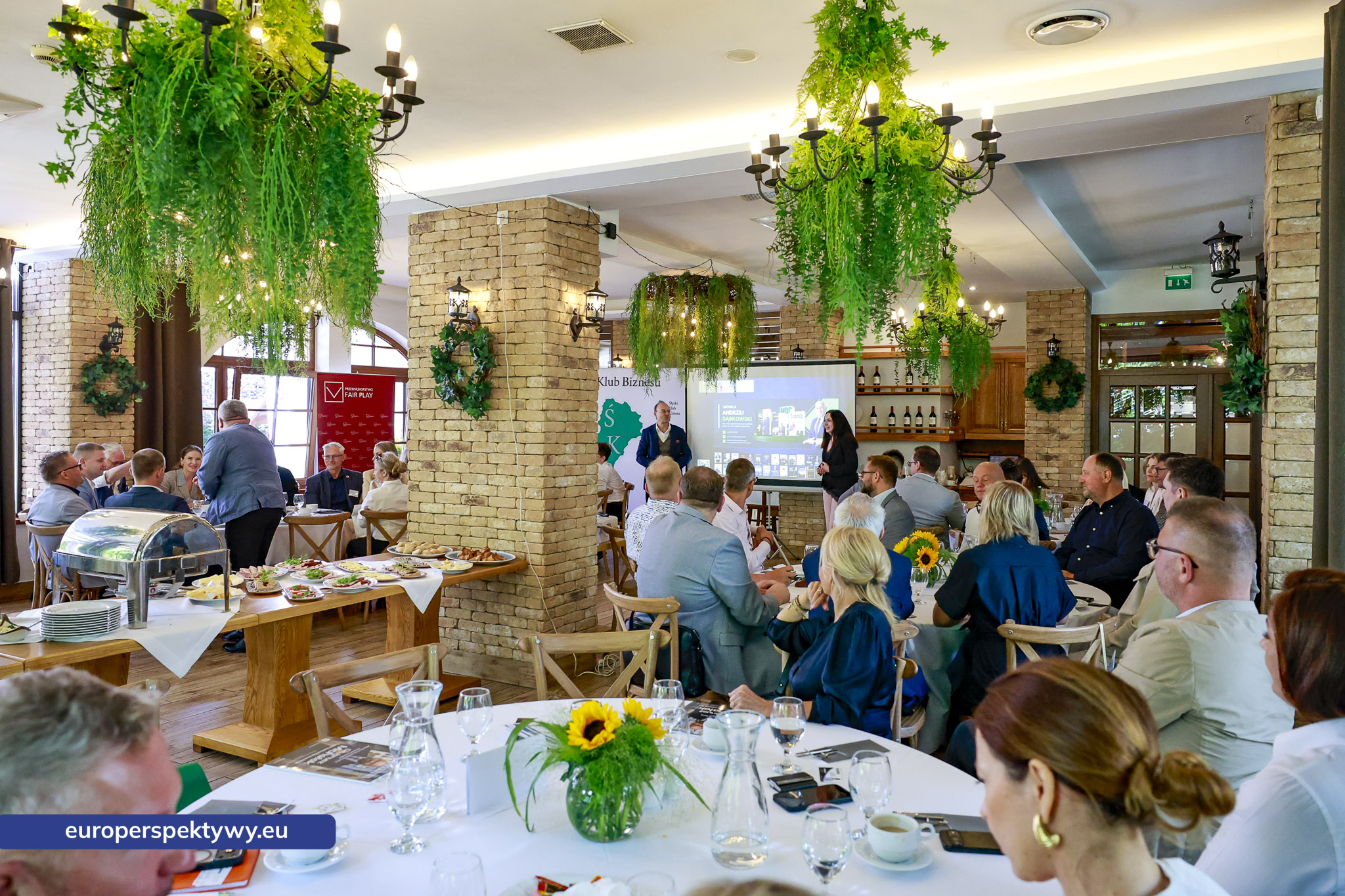 Europerspektywy Wakacyjny Business Mixer Śląskiego Klubu Biznesu – networking i inspiracje w Katowicach