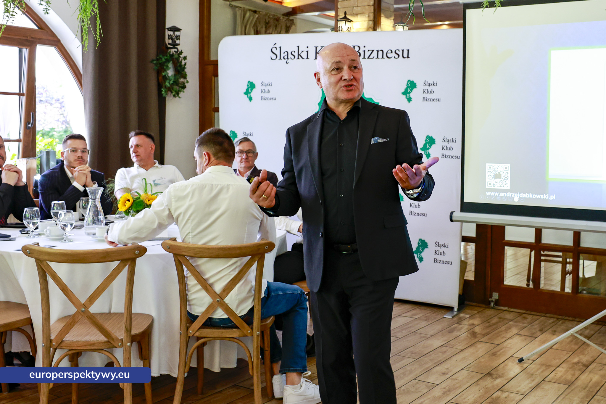 Europerspektywy Wakacyjny Business Mixer Śląskiego Klubu Biznesu – networking i inspiracje w Katowicach