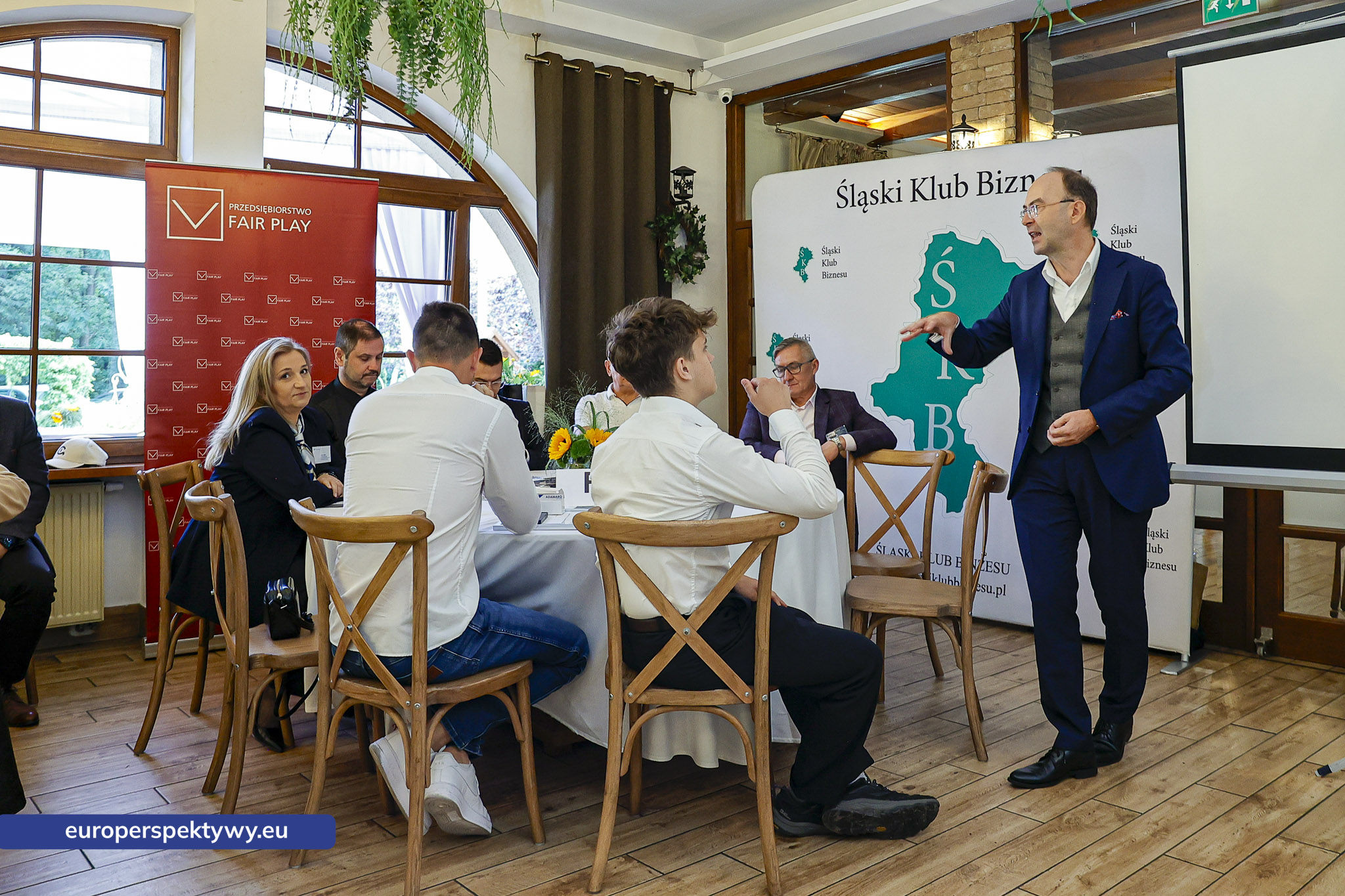 Europerspektywy Wakacyjny Business Mixer Śląskiego Klubu Biznesu – networking i inspiracje w Katowicach