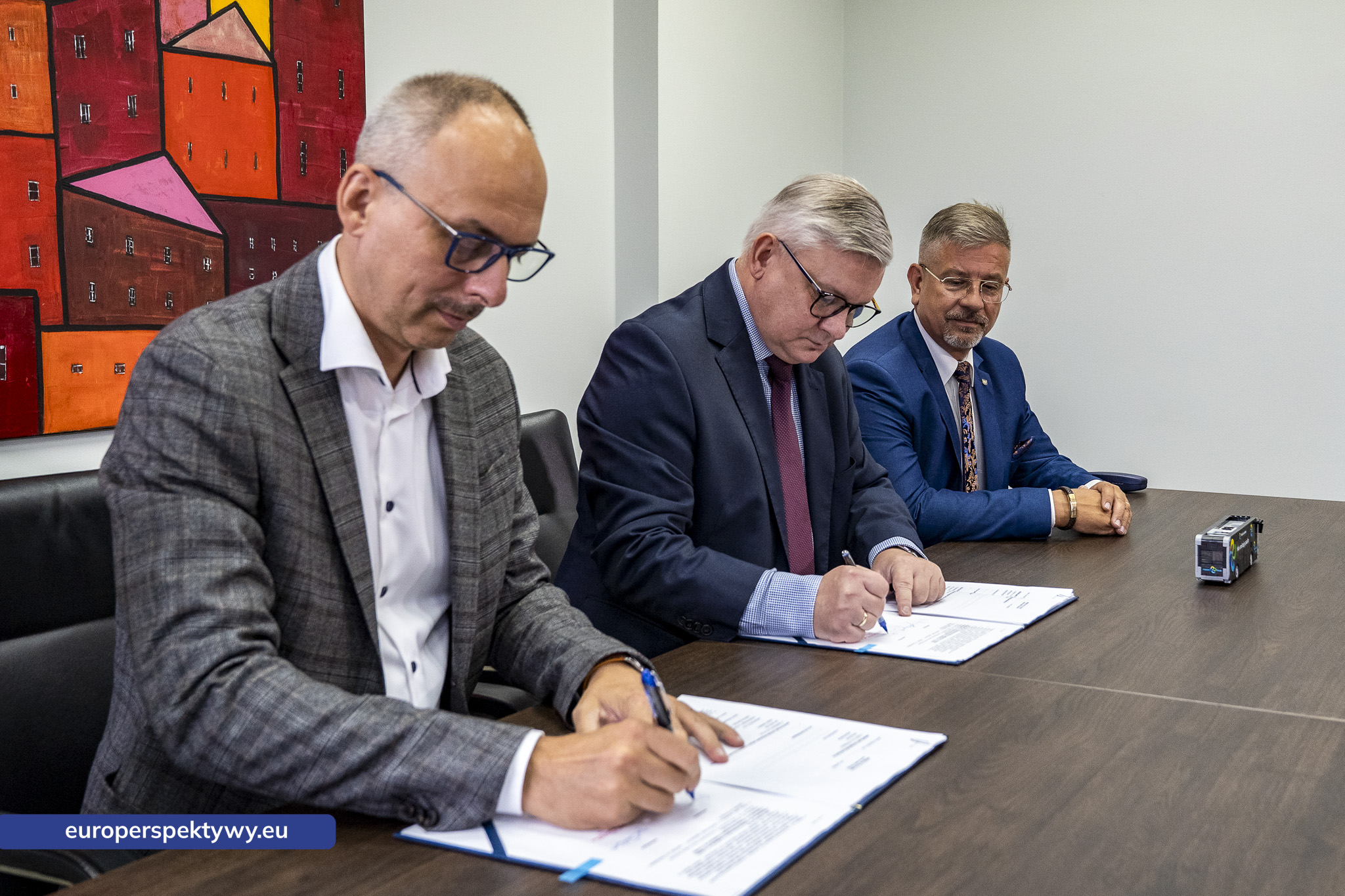 GZM Podpisanie Umowy z PKM Świerklaniec na Zakup Autobusów Elektrycznych-5 Europerspektywy GZM inwestuje w elektryczny transport. 9 nowych autobusów trafi do PKM Świerklaniec