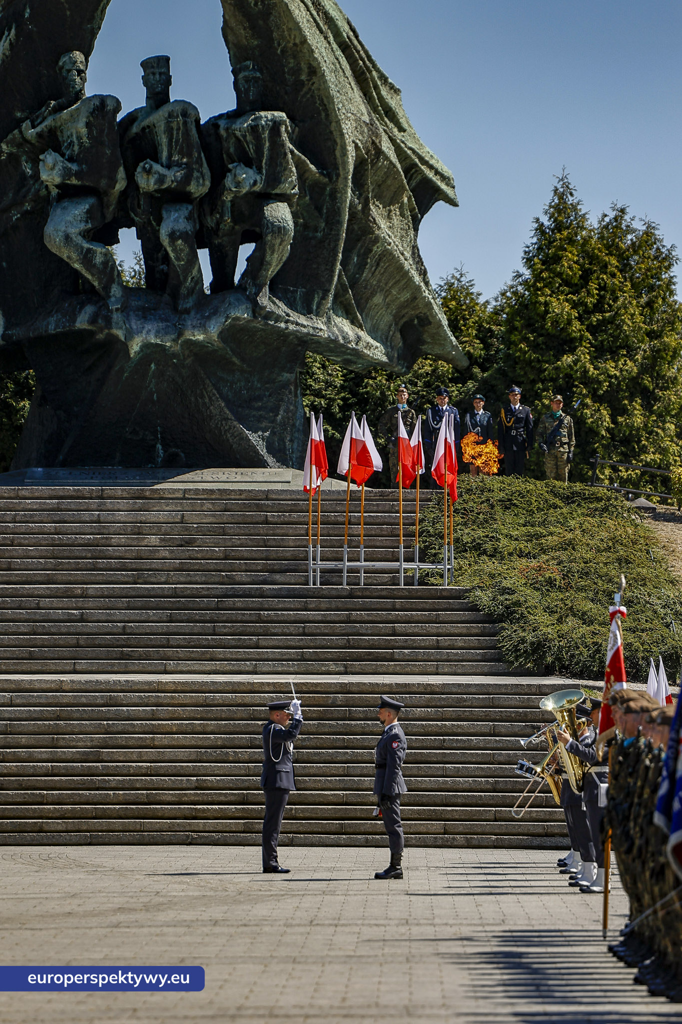 Świeto Wojska Polskiego 2026 Katowice Europerspektywy Święto Wojska Polskiego 2026 w Katowicach. Uroczysty apel i defilada