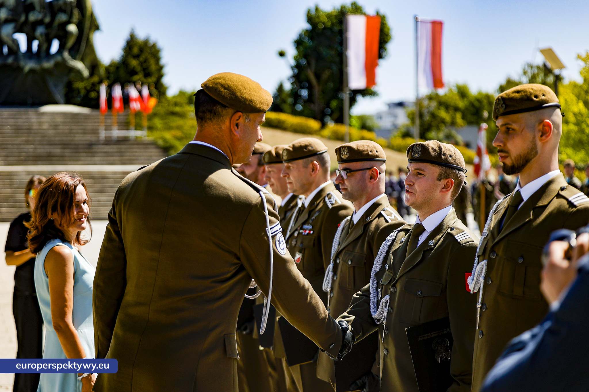 Świeto Wojska Polskiego 2026 Katowice Europerspektywy Święto Wojska Polskiego 2026 w Katowicach. Uroczysty apel i defilada