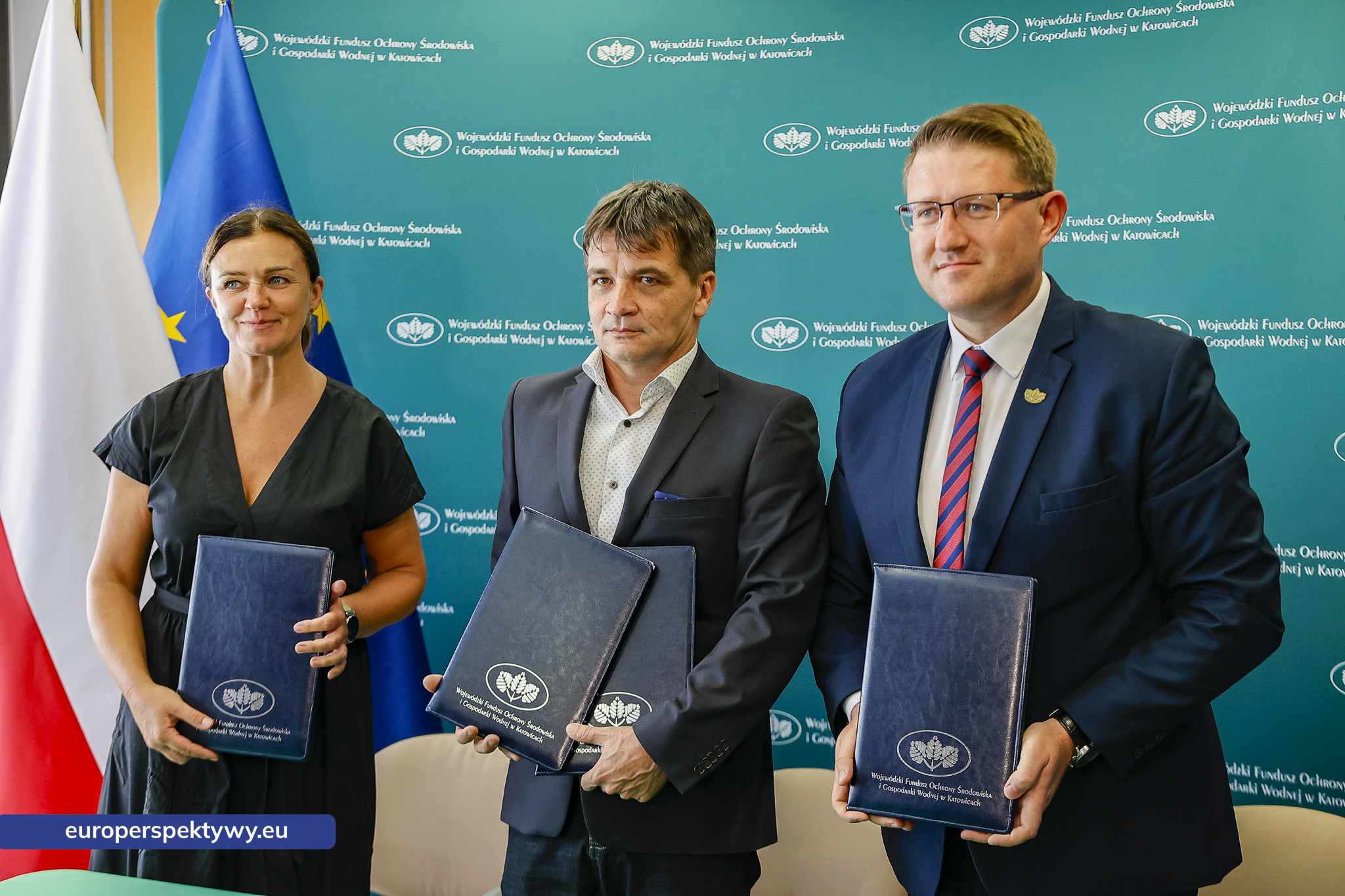 WFOŚiGW Podpisanie umów z Gminą Bestwiną oraz Wodociągami Cieszyńskimi -12 Europerspektywy WFOŚiGW wsparł inwestycje w bezpieczeństwo dostaw wody. Umowy z Gminą Bestwina i Wodociągami Cieszyńskimi podpisane