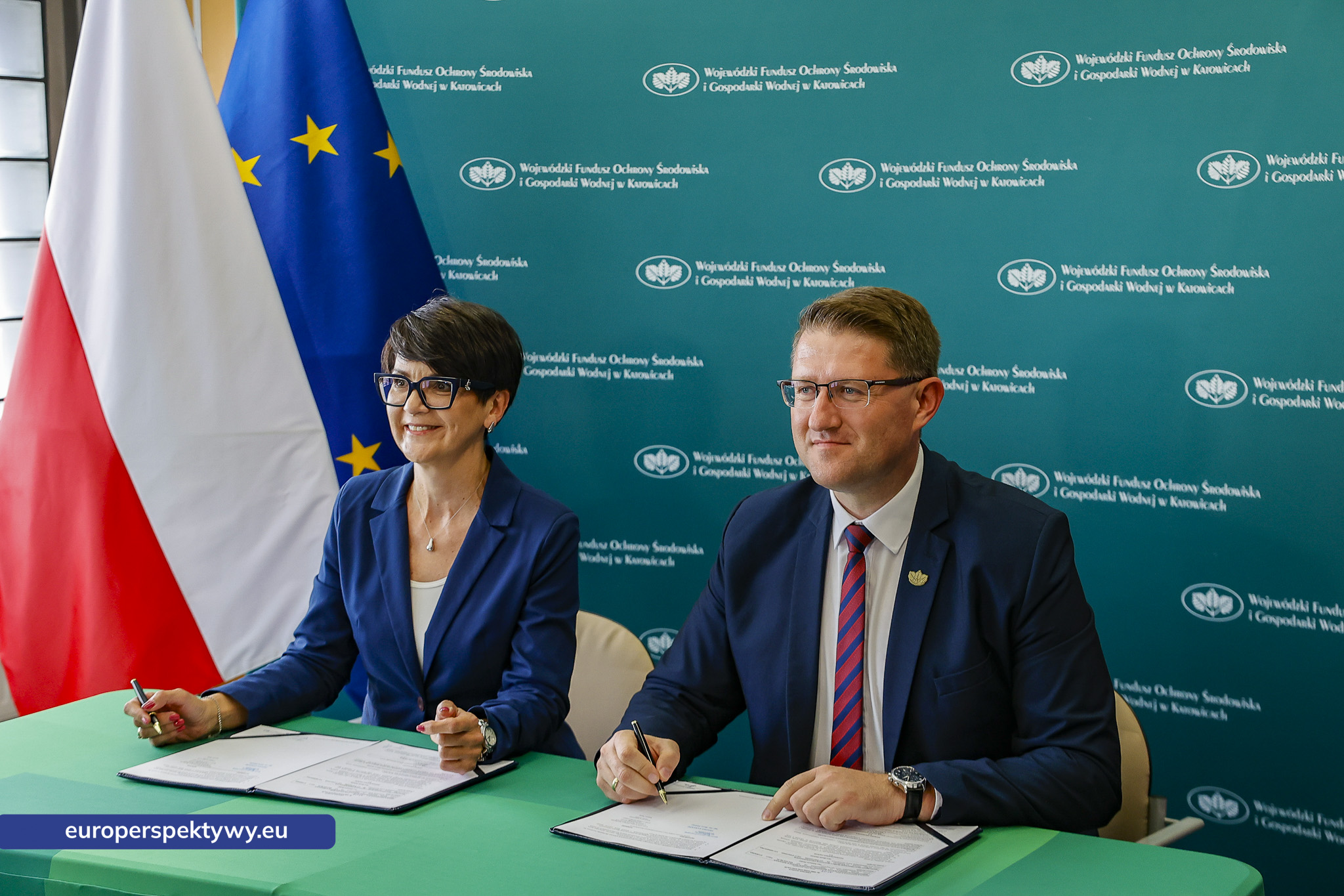 WFOŚiGW Podpisanie umów z Gminą Bestwiną oraz Wodociągami Cieszyńskimi -14 Europerspektywy WFOŚiGW wsparł inwestycje w bezpieczeństwo dostaw wody. Umowy z Gminą Bestwina i Wodociągami Cieszyńskimi podpisane