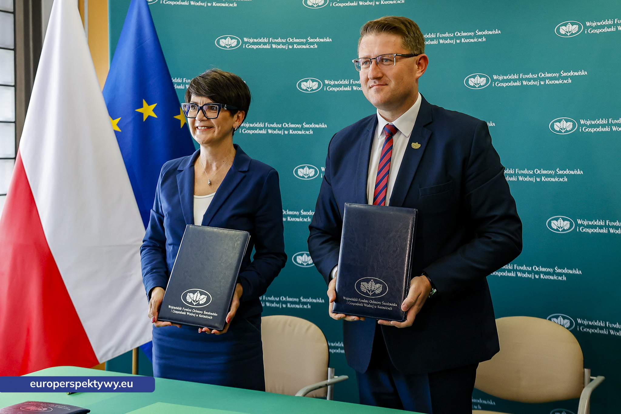 WFOŚiGW Podpisanie umów z Gminą Bestwiną oraz Wodociągami Cieszyńskimi -21 Europerspektywy WFOŚiGW wsparł inwestycje w bezpieczeństwo dostaw wody. Umowy z Gminą Bestwina i Wodociągami Cieszyńskimi podpisane