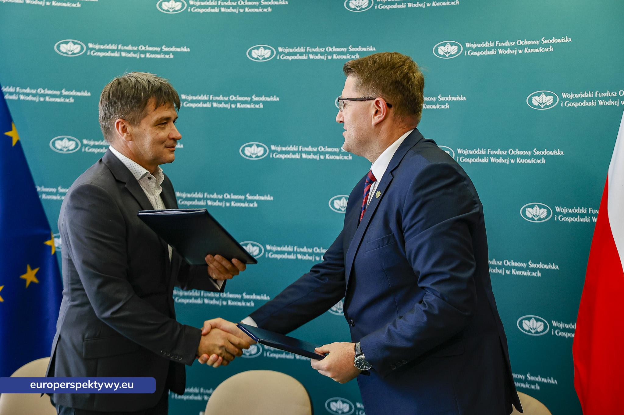 WFOŚiGW Podpisanie umów z Gminą Bestwiną oraz Wodociągami Cieszyńskimi -9 Europerspektywy WFOŚiGW wsparł inwestycje w bezpieczeństwo dostaw wody. Umowy z Gminą Bestwina i Wodociągami Cieszyńskimi podpisane