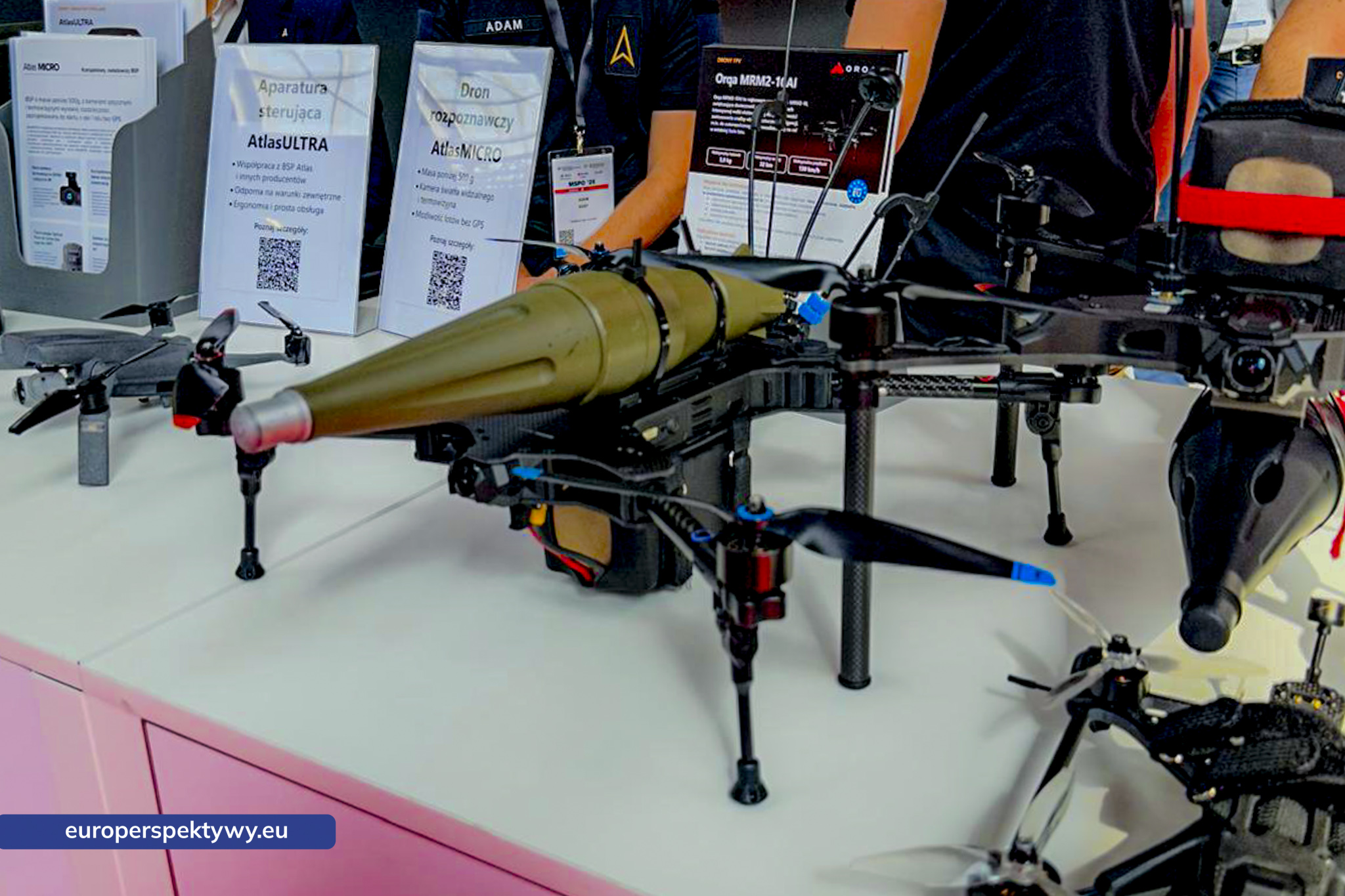 Dron wielowirnikowy z pociskiem na MSPO 2026