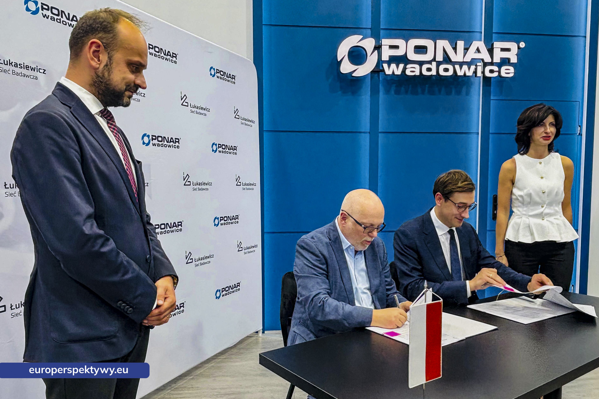 Podpisanie umowy Łukasiewicz i PONAR Wadowice na MSPO 2026