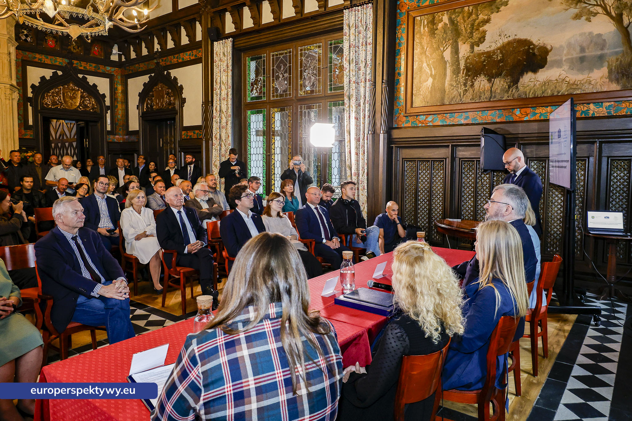 Europerspektywy Promnice odzyskały dawny blask. Zameczek myśliwski otwarty po kompleksowej rewitalizacji