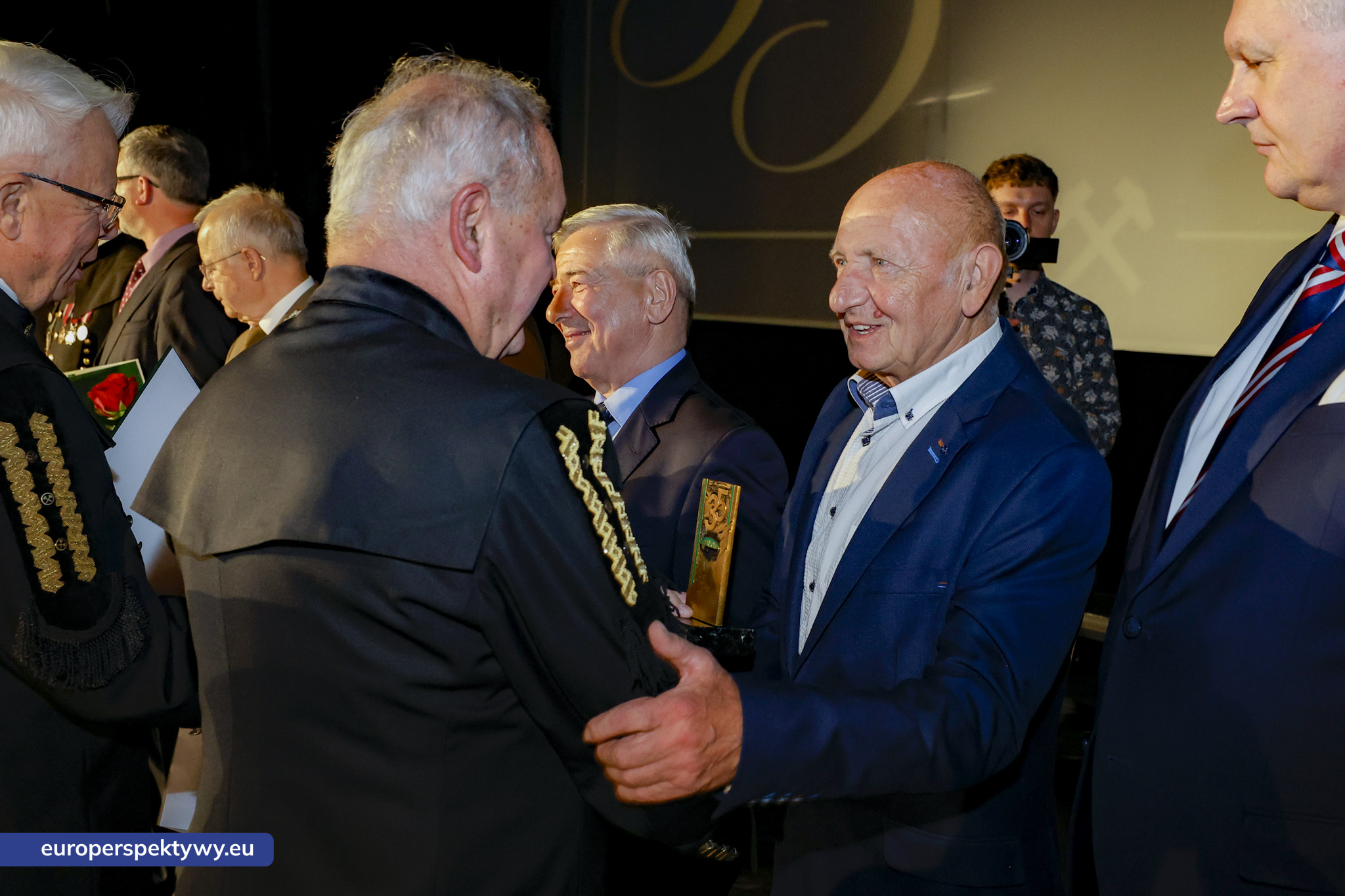 Dolomit Kopalnia Chruszczobród Jubileusz 35 lecia-105 Europerspektywy Dolomit S.A. świętował 35-lecie działalności. Od pracowniczej inicjatywy do nowoczesnej kopalni w Chruszczobrodzie