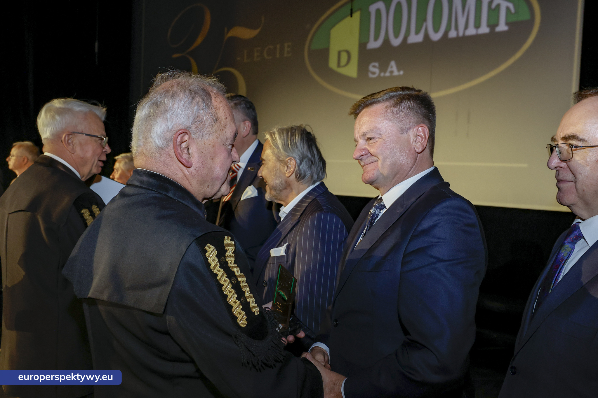 Dolomit Kopalnia Chruszczobród Jubileusz 35 lecia-108 Europerspektywy Dolomit S.A. świętował 35-lecie działalności. Od pracowniczej inicjatywy do nowoczesnej kopalni w Chruszczobrodzie