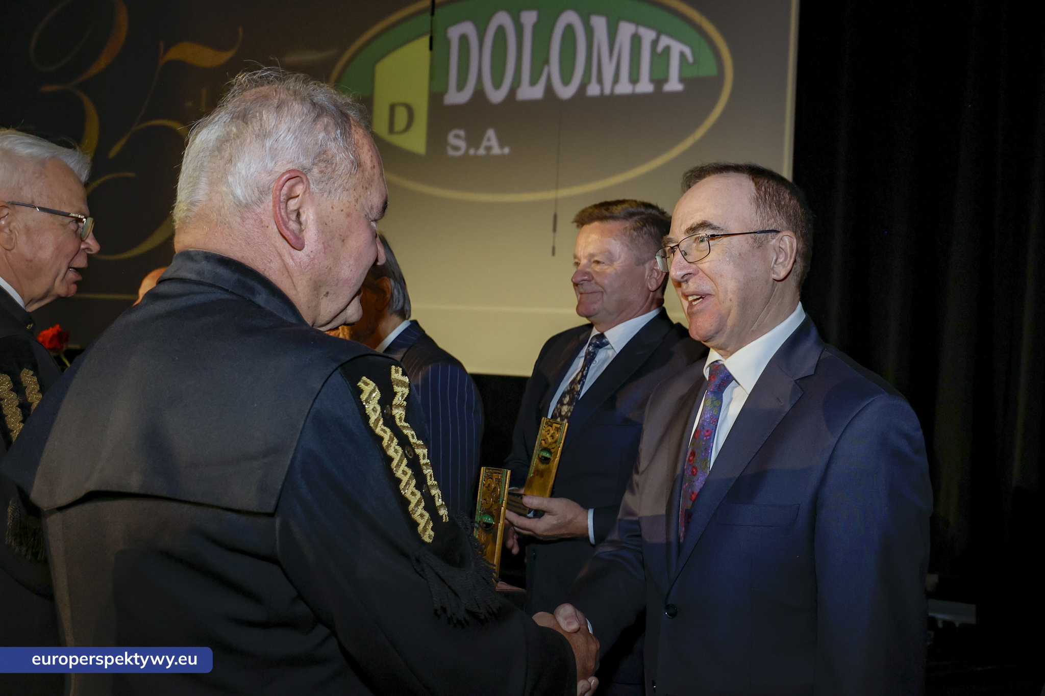 Dolomit Kopalnia Chruszczobród Jubileusz 35 lecia-109 Europerspektywy Dolomit S.A. świętował 35-lecie działalności. Od pracowniczej inicjatywy do nowoczesnej kopalni w Chruszczobrodzie