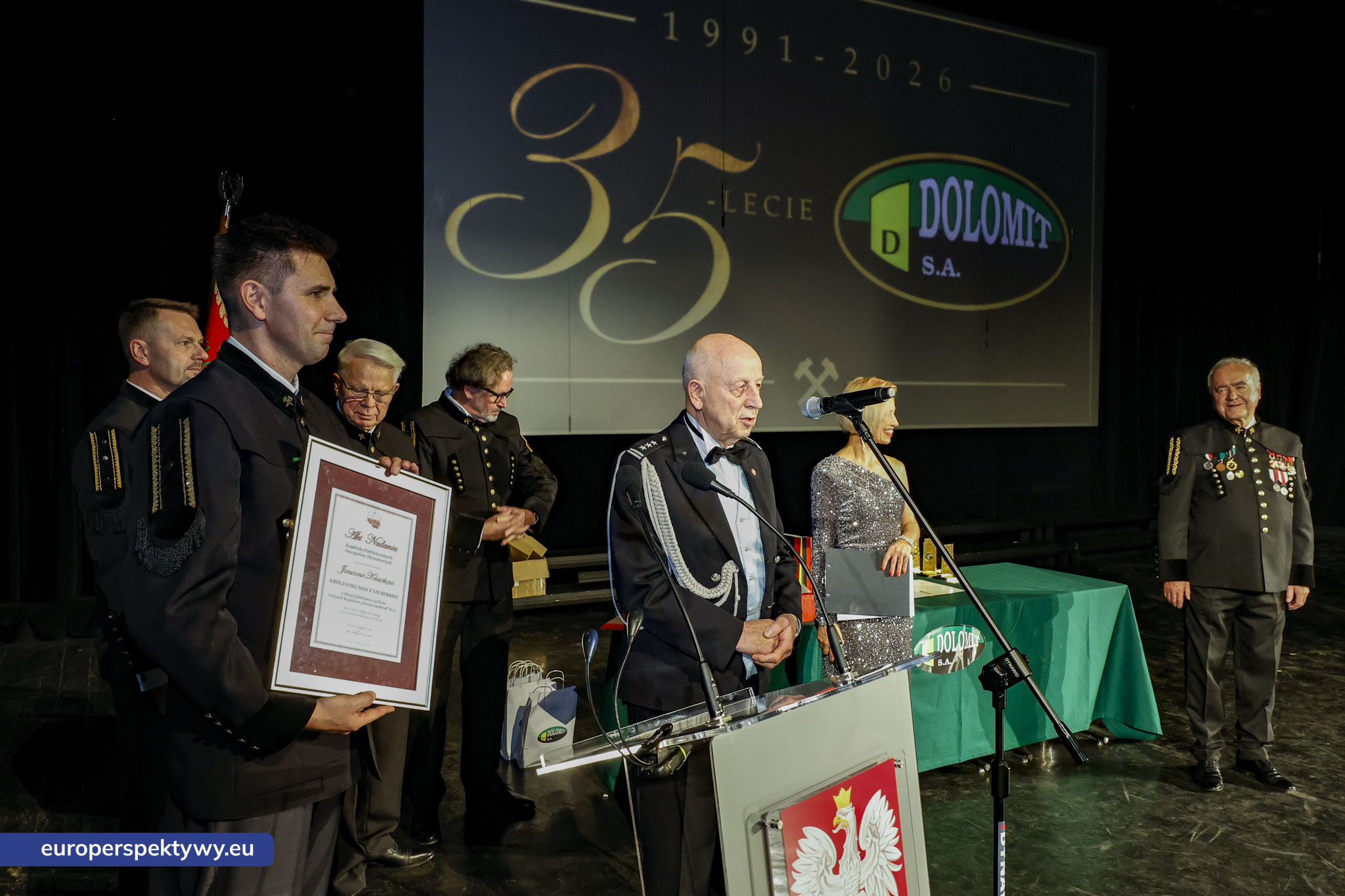 Dolomit Kopalnia Chruszczobród Jubileusz 35 lecia-126 Europerspektywy Dolomit S.A. świętował 35-lecie działalności. Od pracowniczej inicjatywy do nowoczesnej kopalni w Chruszczobrodzie