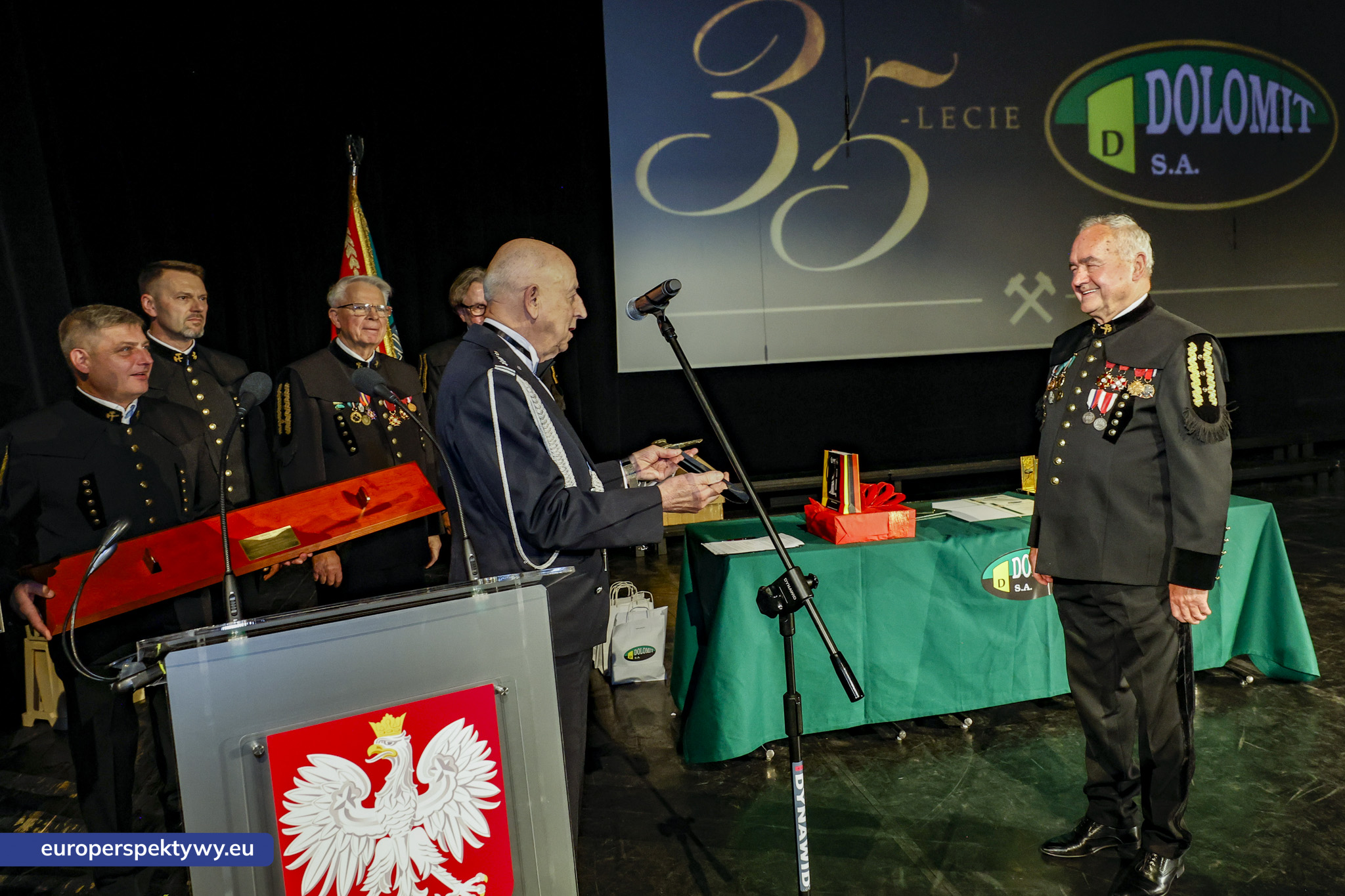 Dolomit Kopalnia Chruszczobród Jubileusz 35 lecia-128 Europerspektywy Dolomit S.A. świętował 35-lecie działalności. Od pracowniczej inicjatywy do nowoczesnej kopalni w Chruszczobrodzie