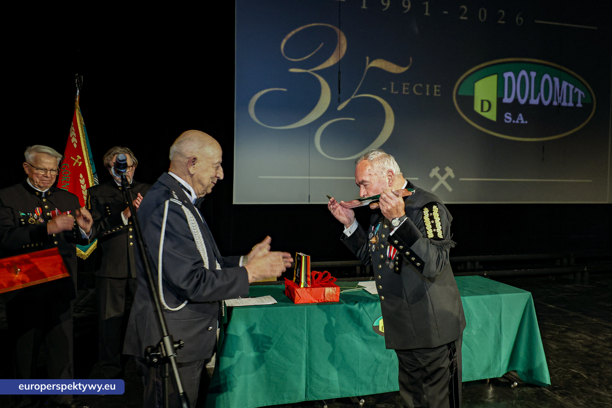 Dolomit Kopalnia Chruszczobród Jubileusz 35 lecia-131 Europerspektywy Dolomit S.A. świętował 35-lecie działalności. Od pracowniczej inicjatywy do nowoczesnej kopalni w Chruszczobrodzie