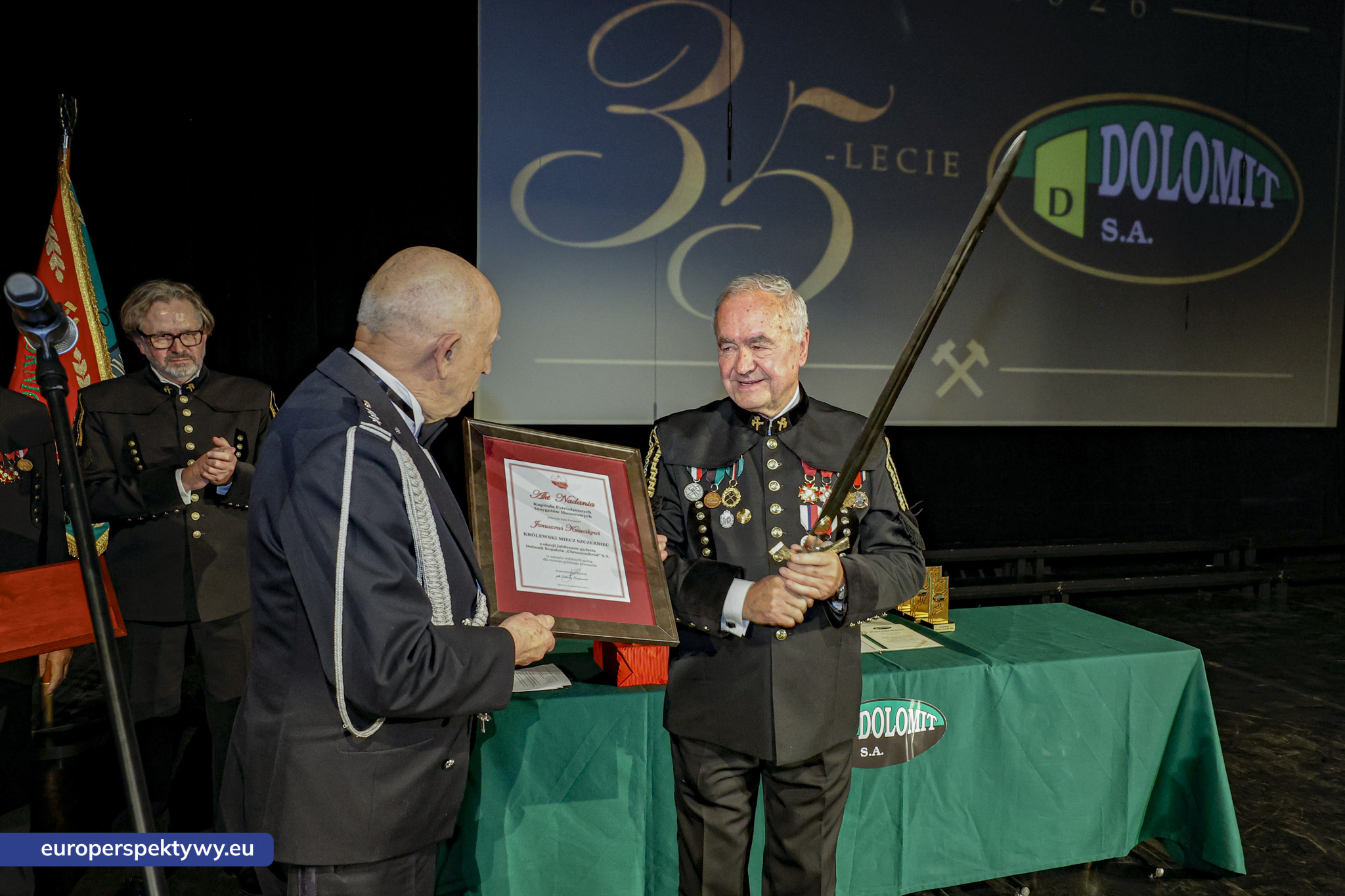 Dolomit Kopalnia Chruszczobród Jubileusz 35 lecia-134 Europerspektywy Dolomit S.A. świętował 35-lecie działalności. Od pracowniczej inicjatywy do nowoczesnej kopalni w Chruszczobrodzie