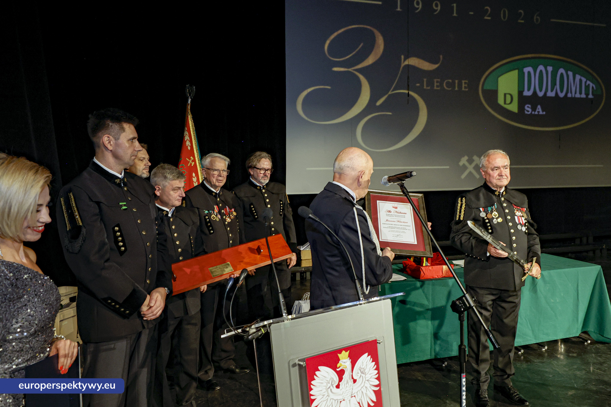 Dolomit Kopalnia Chruszczobród Jubileusz 35 lecia-135 Europerspektywy Dolomit S.A. świętował 35-lecie działalności. Od pracowniczej inicjatywy do nowoczesnej kopalni w Chruszczobrodzie