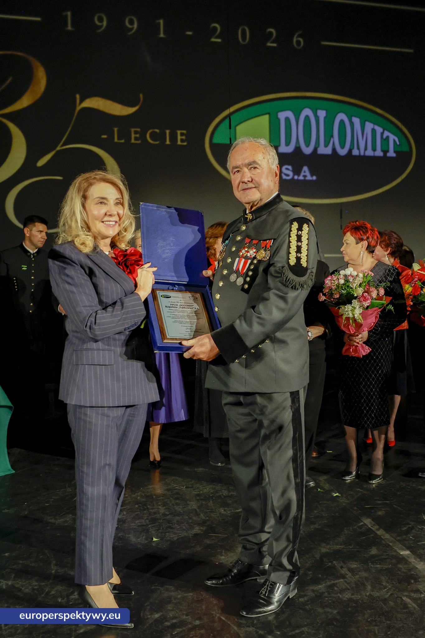 DOLOMIT KOPALNIA CHRUSZCZOBRÓD S.A. Jubileusz 35-Lecia
