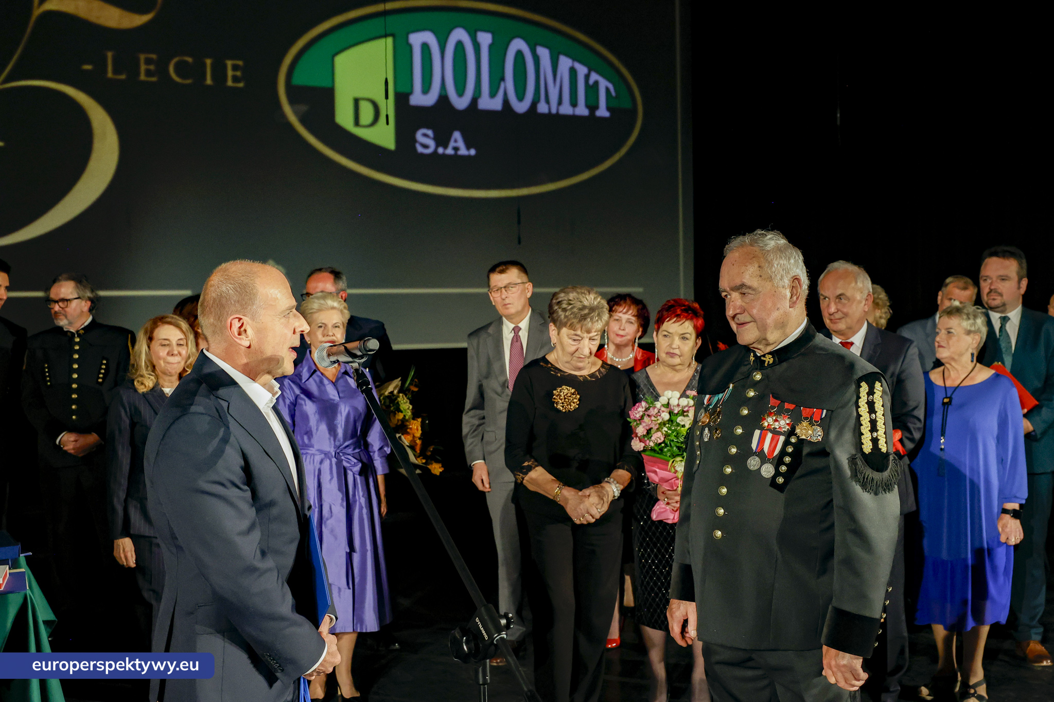 Dolomit Kopalnia Chruszczobród Jubileusz 35 lecia-170 Europerspektywy Dolomit S.A. świętował 35-lecie działalności. Od pracowniczej inicjatywy do nowoczesnej kopalni w Chruszczobrodzie