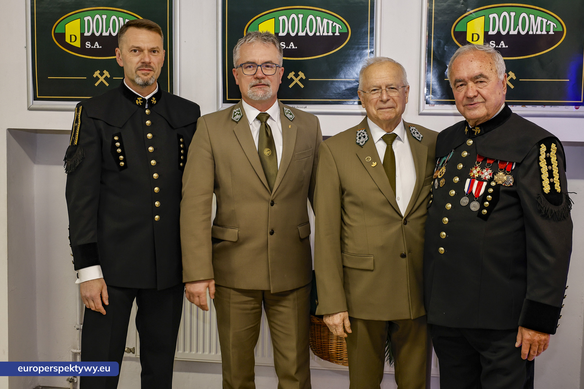 Dolomit Kopalnia Chruszczobród Jubileusz 35 lecia-35 Europerspektywy Dolomit S.A. świętował 35-lecie działalności. Od pracowniczej inicjatywy do nowoczesnej kopalni w Chruszczobrodzie