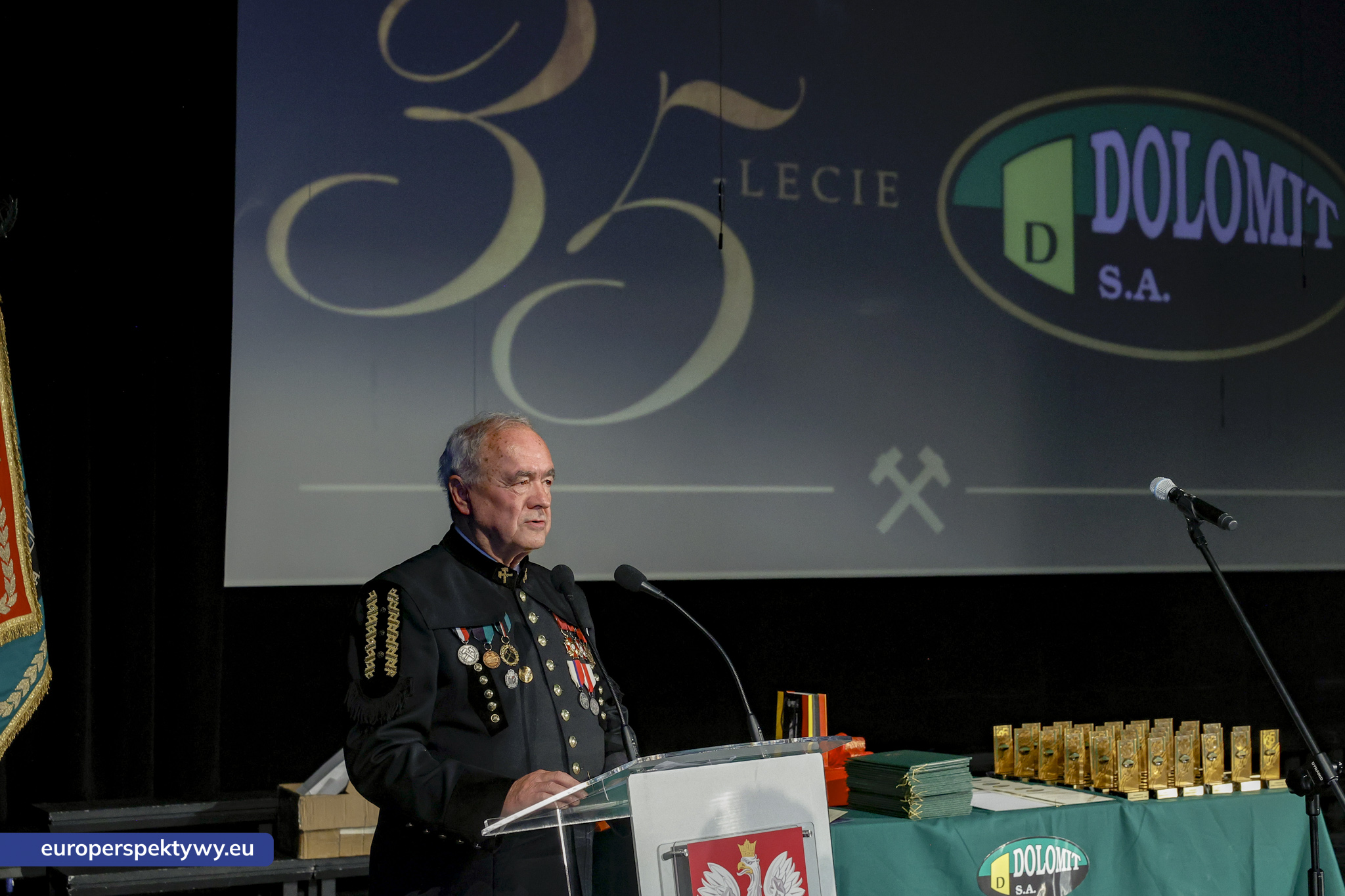 Dolomit Kopalnia Chruszczobród Jubileusz 35 lecia-49 Europerspektywy Dolomit S.A. świętował 35-lecie działalności. Od pracowniczej inicjatywy do nowoczesnej kopalni w Chruszczobrodzie
