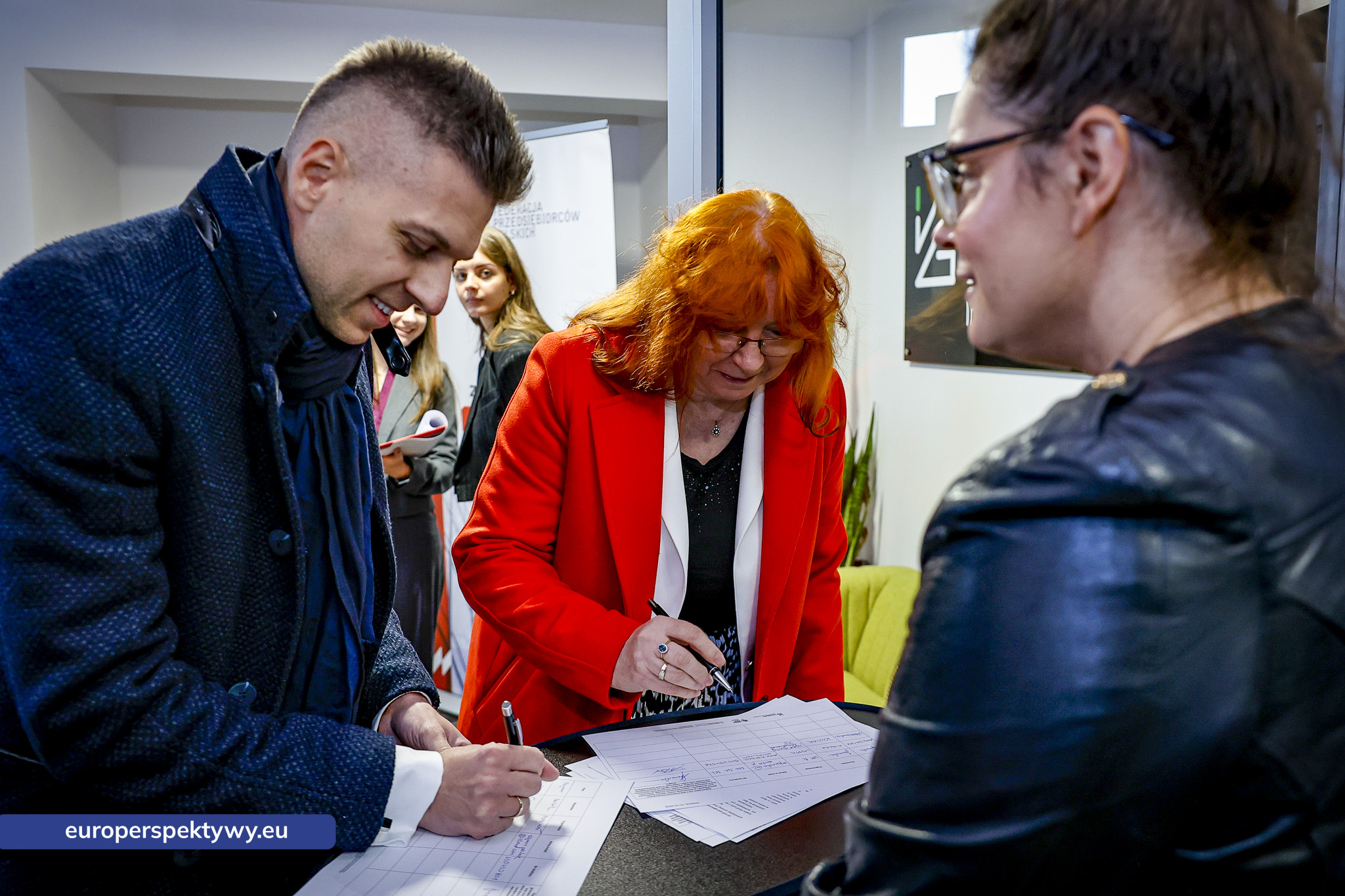 Europerspektywy Impuls dla Biznesu. Łukasiewicz – IMN i ŚFPP o inwestycjach, surowcach krytycznych i dual use