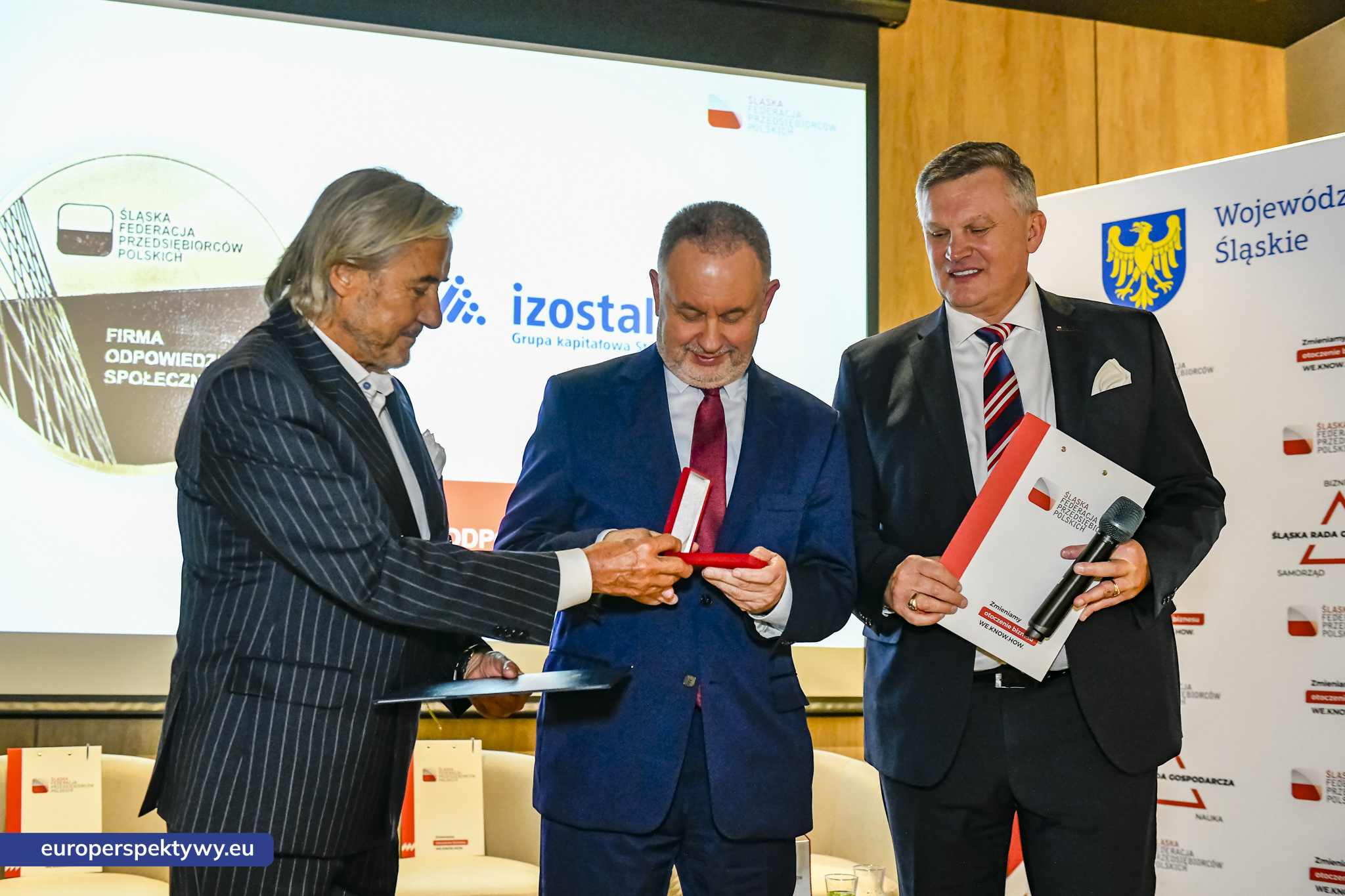 Śląska Federacja Przedsiębiorców Polskich „Biznes na wysokości” Hotel Mercure Szczyrk-172 Europerspektywy Biznes na Wysokości. Śląska Federacja Przedsiębiorców Polskich rozwija współpracę dla regionu