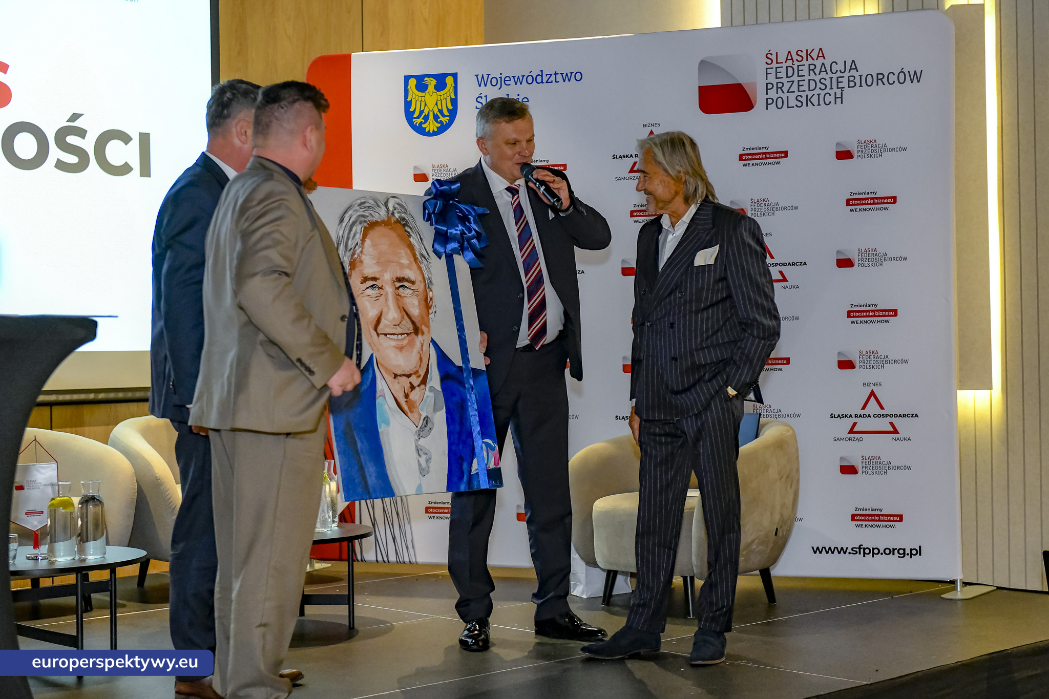 Śląska Federacja Przedsiębiorców Polskich „Biznes na wysokości” Hotel Mercure Szczyrk-195 Europerspektywy Biznes na Wysokości. Śląska Federacja Przedsiębiorców Polskich rozwija współpracę dla regionu