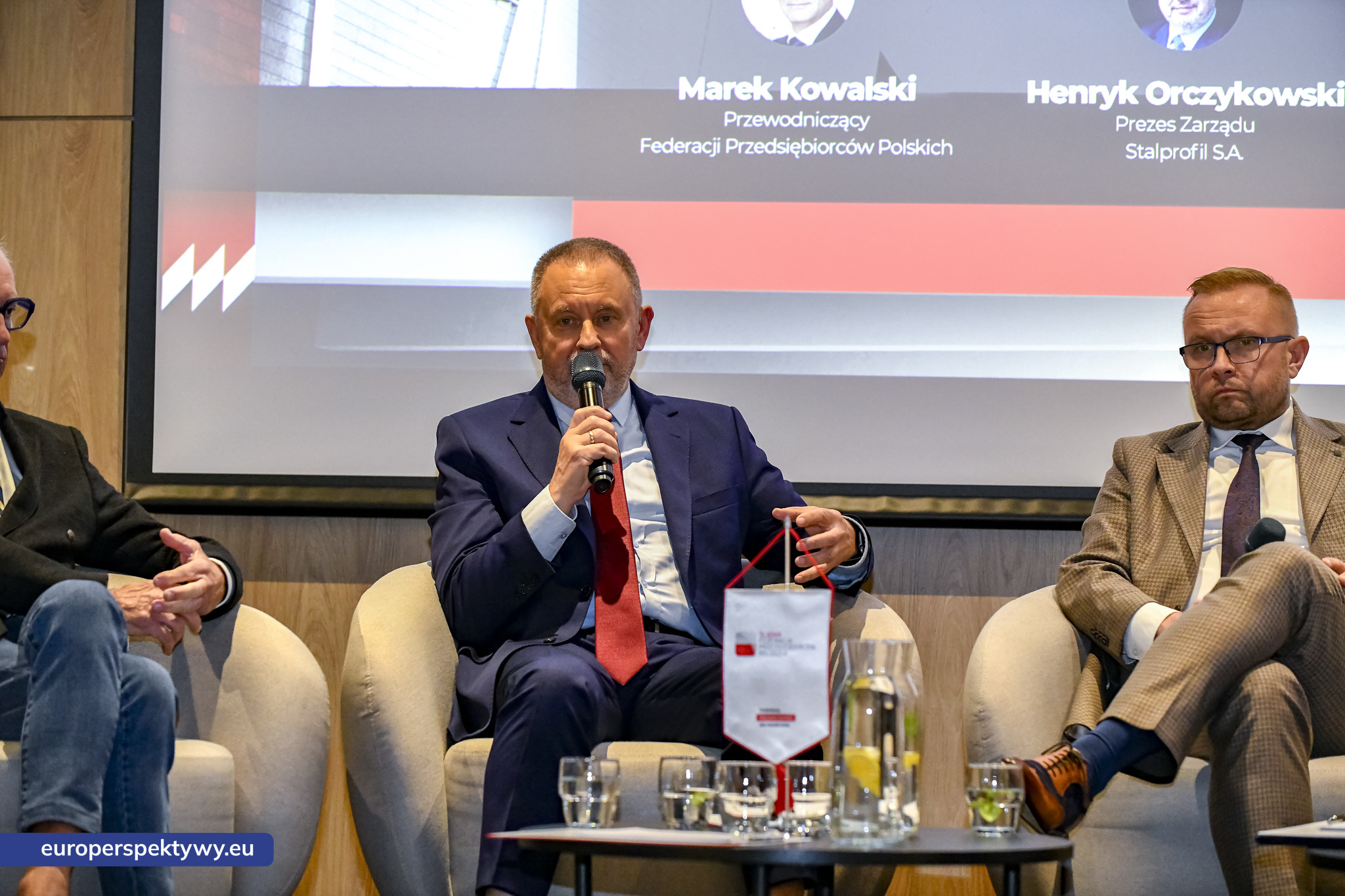 Śląska Federacja Przedsiębiorców Polskich „Biznes na wysokości” Hotel Mercure Szczyrk-198 Europerspektywy Biznes na Wysokości. Śląska Federacja Przedsiębiorców Polskich rozwija współpracę dla regionu