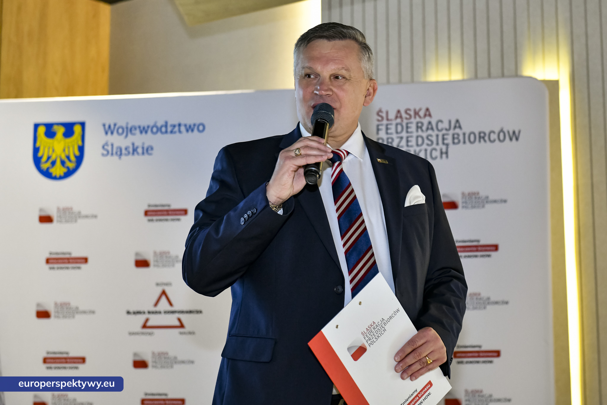Śląska Federacja Przedsiębiorców Polskich „Biznes na wysokości” Hotel Mercure Szczyrk-62 Europerspektywy Biznes na Wysokości. Śląska Federacja Przedsiębiorców Polskich rozwija współpracę dla regionu