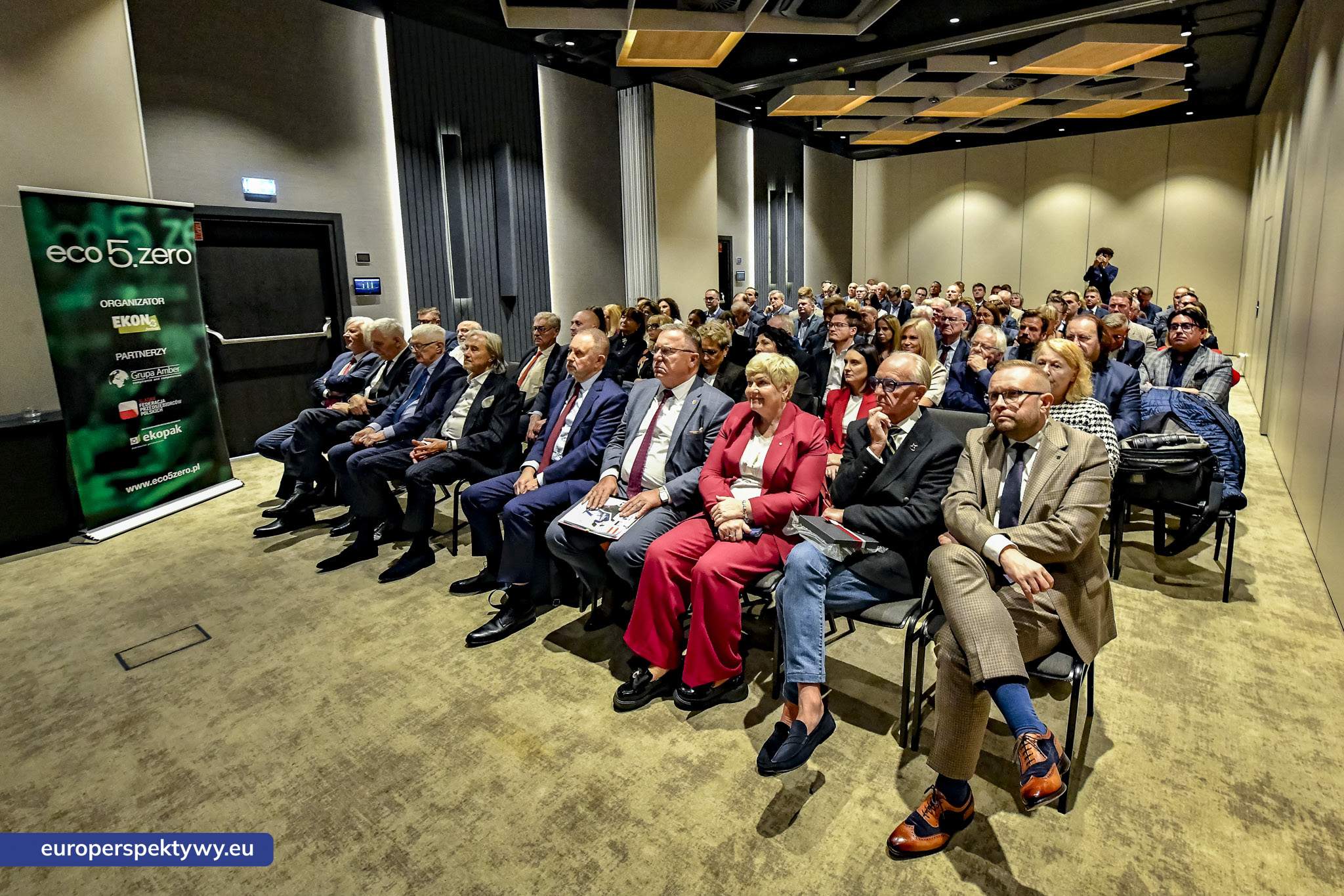 Śląska Federacja Przedsiębiorców Polskich „Biznes na wysokości” Hotel Mercure Szczyrk-88 Europerspektywy Biznes na Wysokości. Śląska Federacja Przedsiębiorców Polskich rozwija współpracę dla regionu