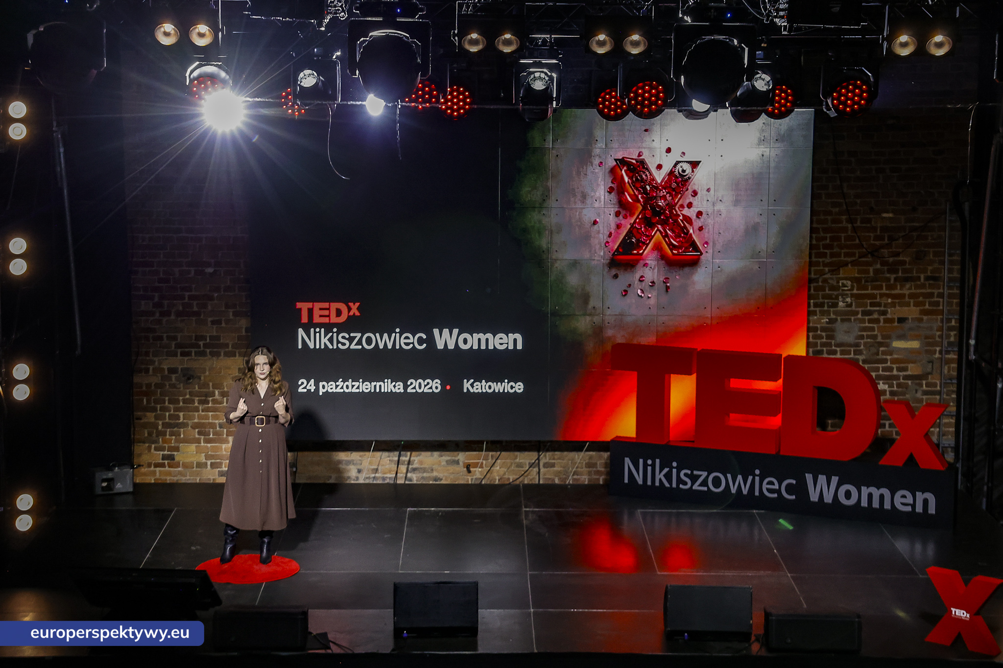 TEDxNikiszowiec Women 2026 Europerspektywy TEDxNikiszowiec Women. O transformacji, odwadze i szukaniu własnej drogi