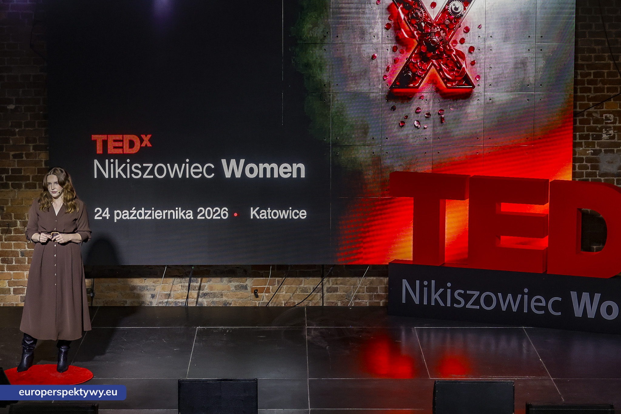 TEDxNikiszowiec Women 2026 Europerspektywy TEDxNikiszowiec Women. O transformacji, odwadze i szukaniu własnej drogi