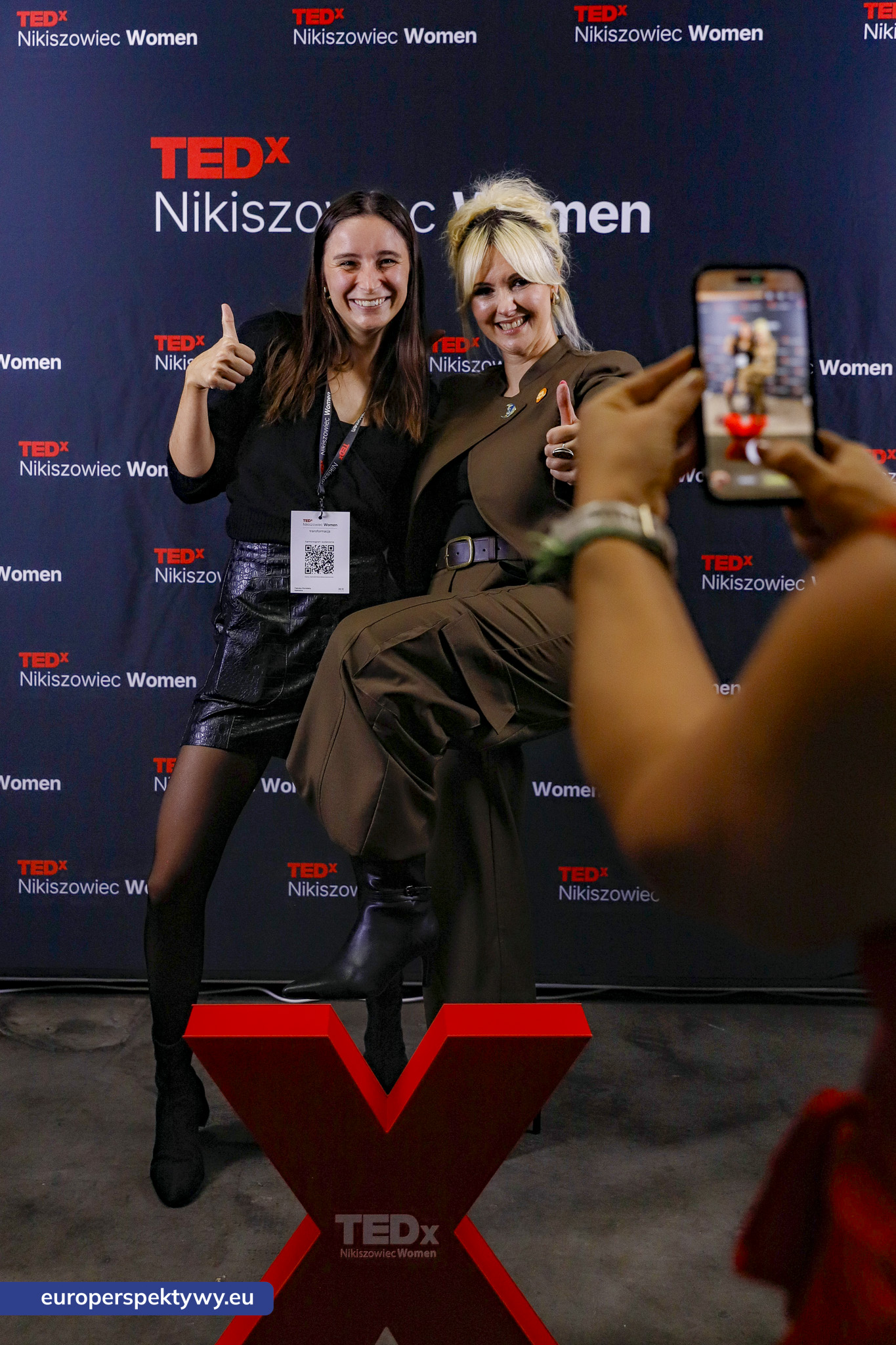 TEDxNikiszowiec Women 2026 Europerspektywy TEDxNikiszowiec Women. O transformacji, odwadze i szukaniu własnej drogi