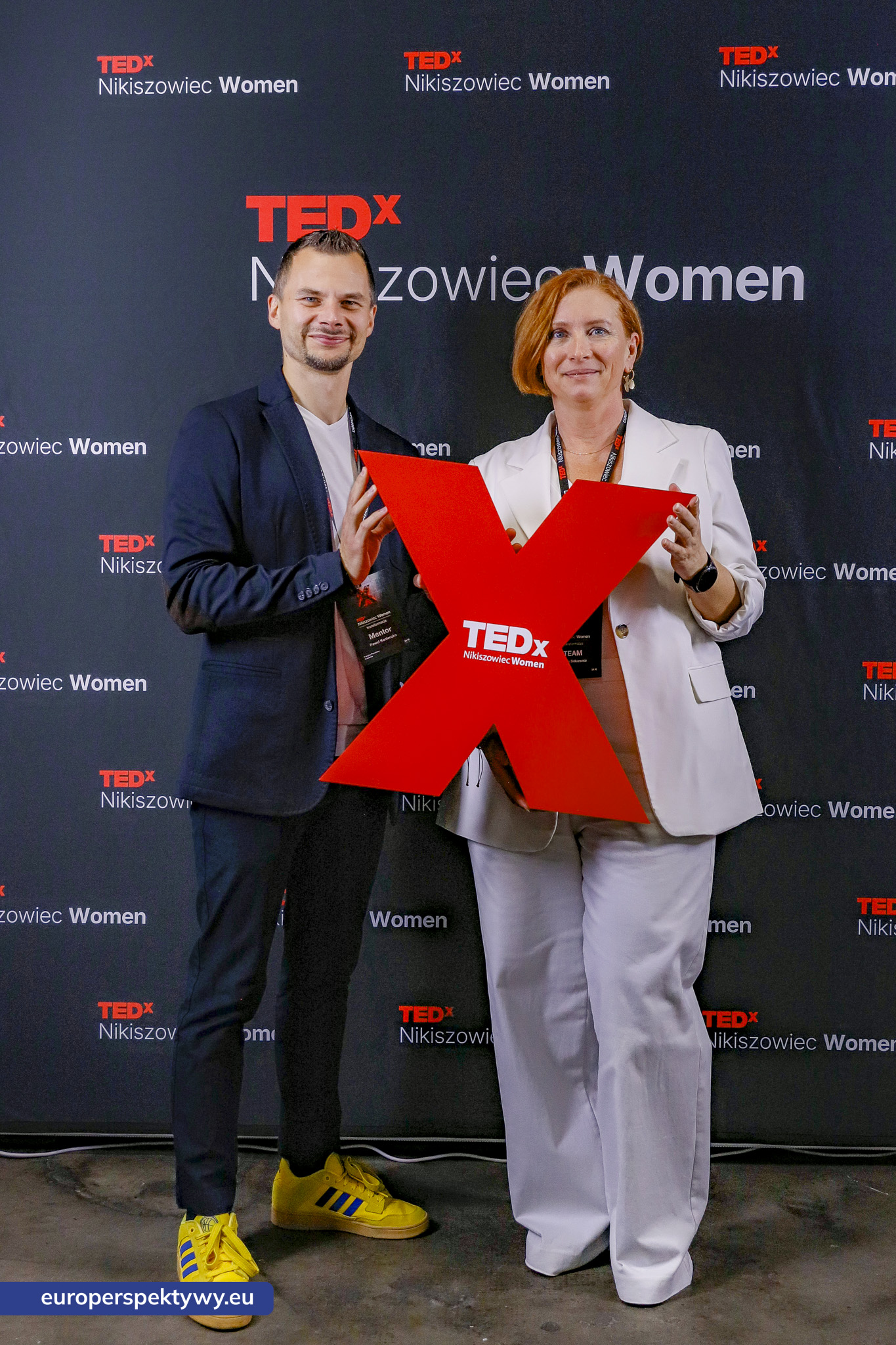TEDxNikiszowiec Women 2026 Europerspektywy TEDxNikiszowiec Women. O transformacji, odwadze i szukaniu własnej drogi