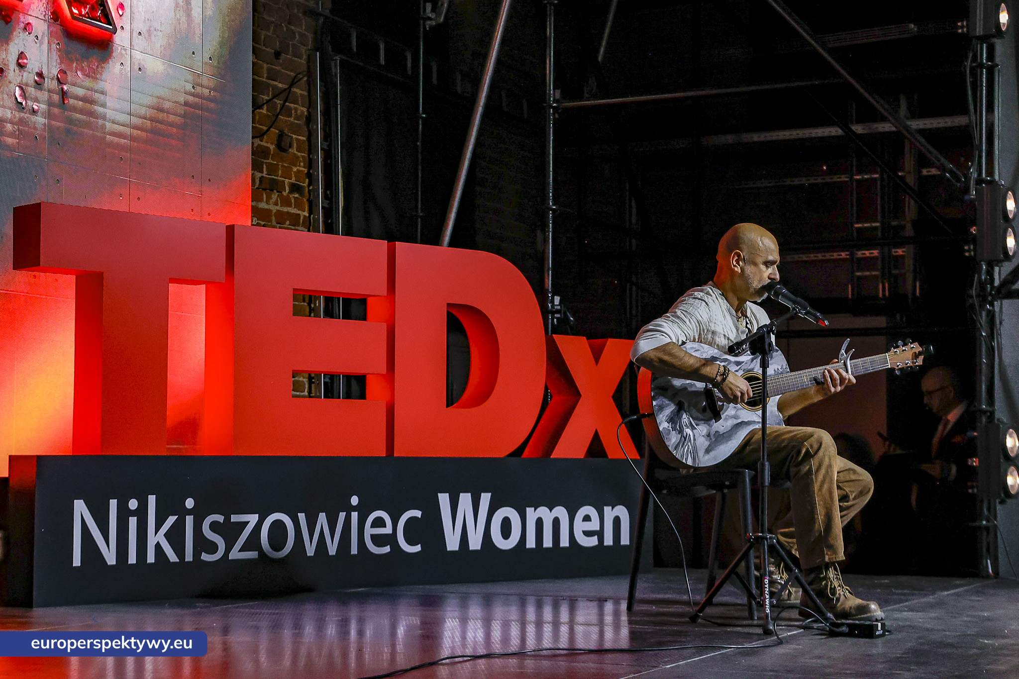 TEDxNikiszowiec Women 2026 Europerspektywy TEDxNikiszowiec Women. O transformacji, odwadze i szukaniu własnej drogi