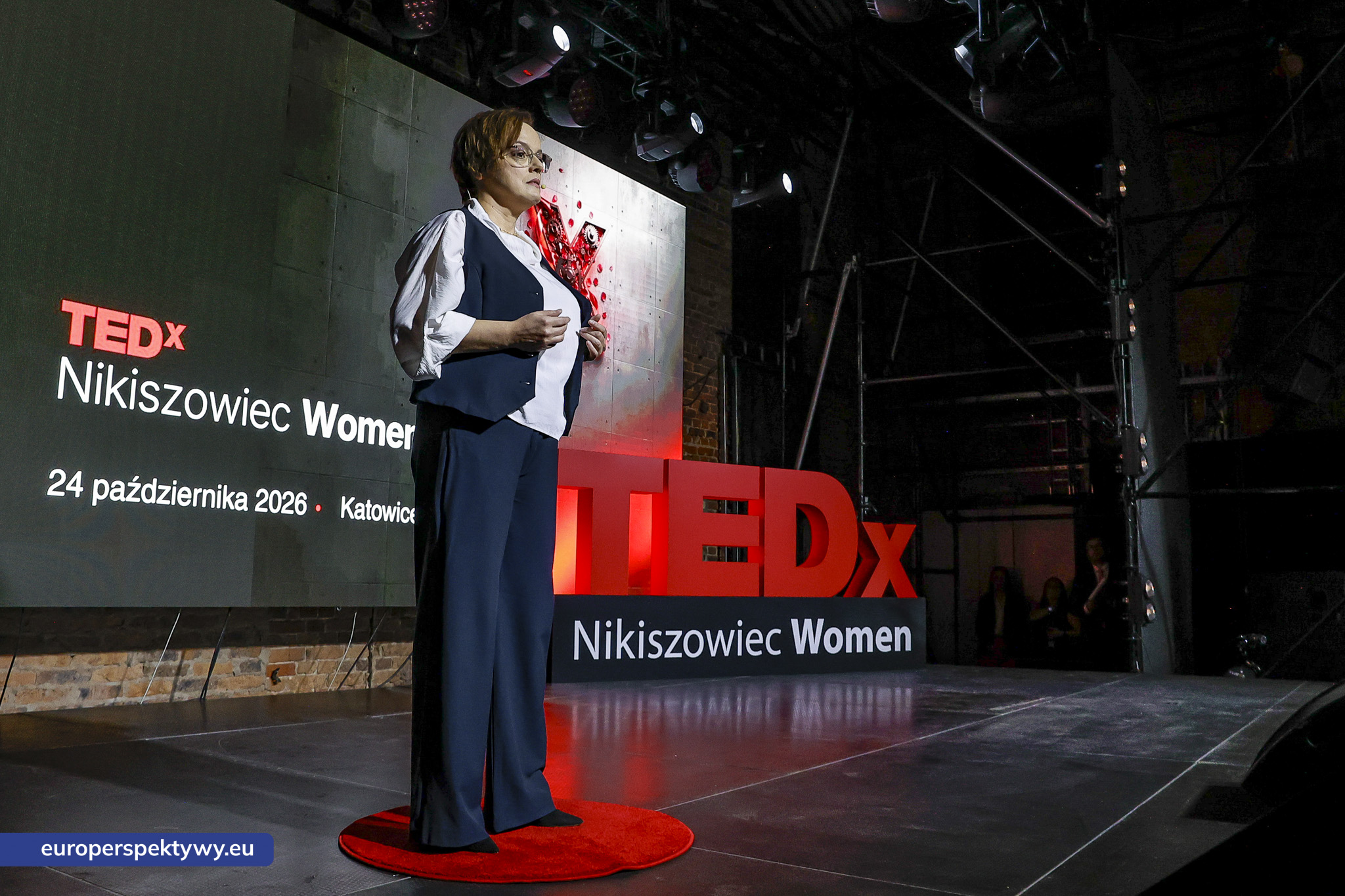 TEDxNikiszowiec Women 2026 Europerspektywy TEDxNikiszowiec Women. O transformacji, odwadze i szukaniu własnej drogi