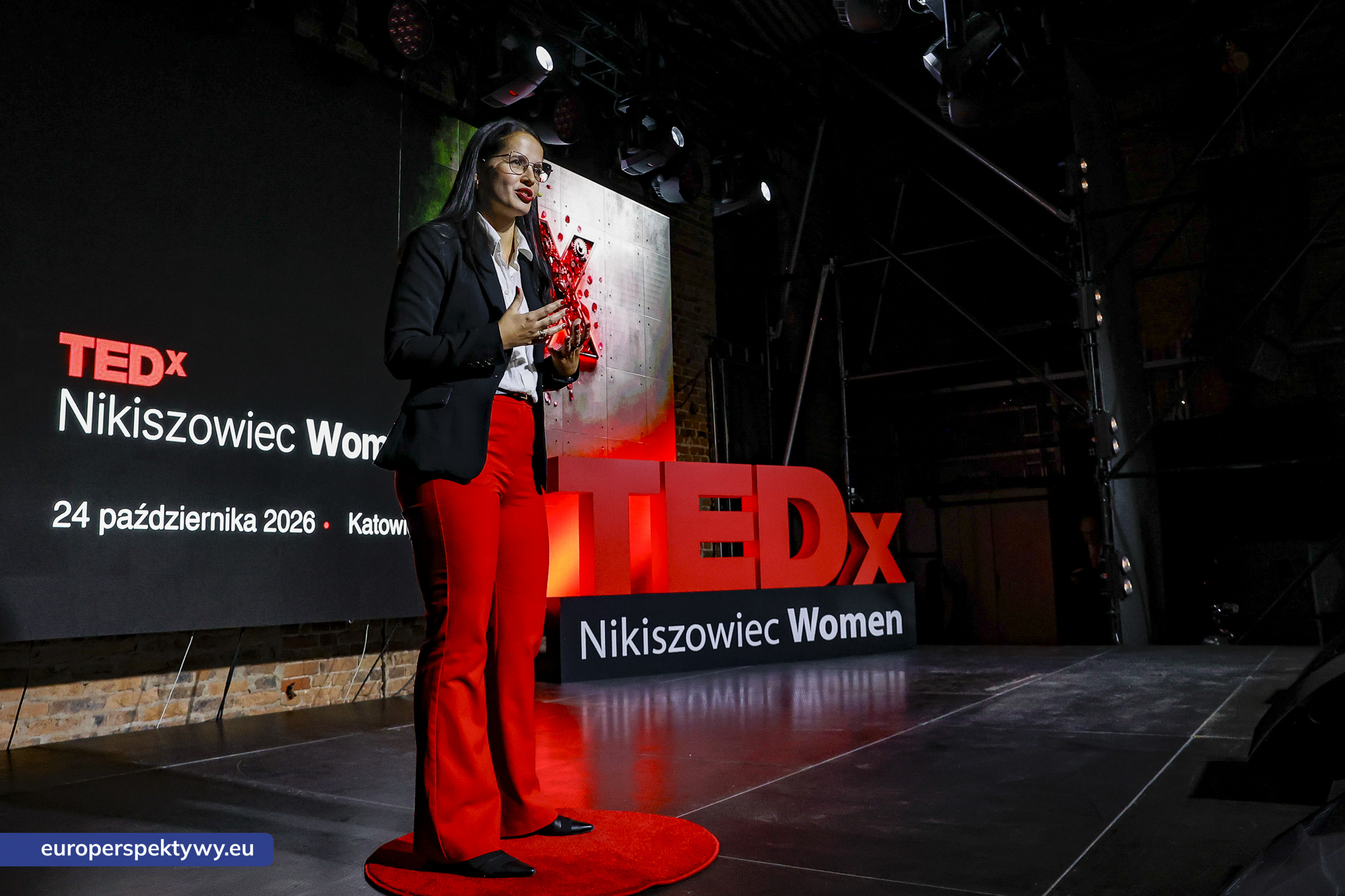 TEDxNikiszowiec Women 2026 Europerspektywy TEDxNikiszowiec Women. O transformacji, odwadze i szukaniu własnej drogi