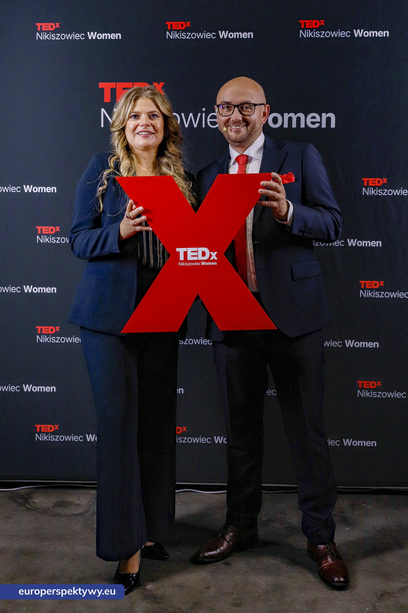 TEDxNikiszowiec Women 2026 Europerspektywy TEDxNikiszowiec Women. O transformacji, odwadze i szukaniu własnej drogi